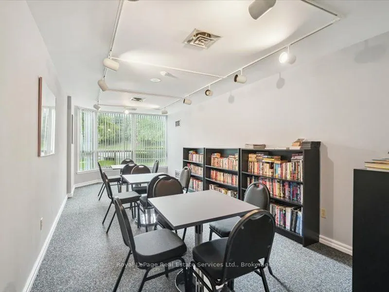 10 Laurelcrest Street, #910