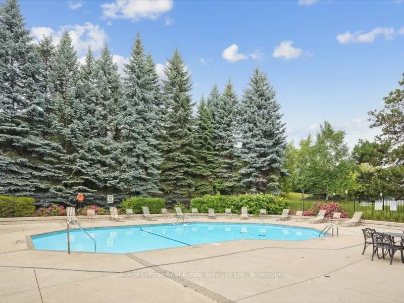 10 Laurelcrest Street, #910