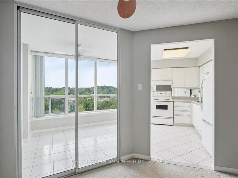 10 Laurelcrest Street, #910