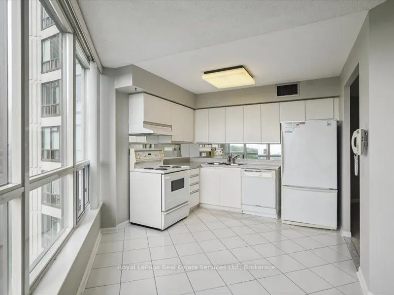 10 Laurelcrest Street, #910