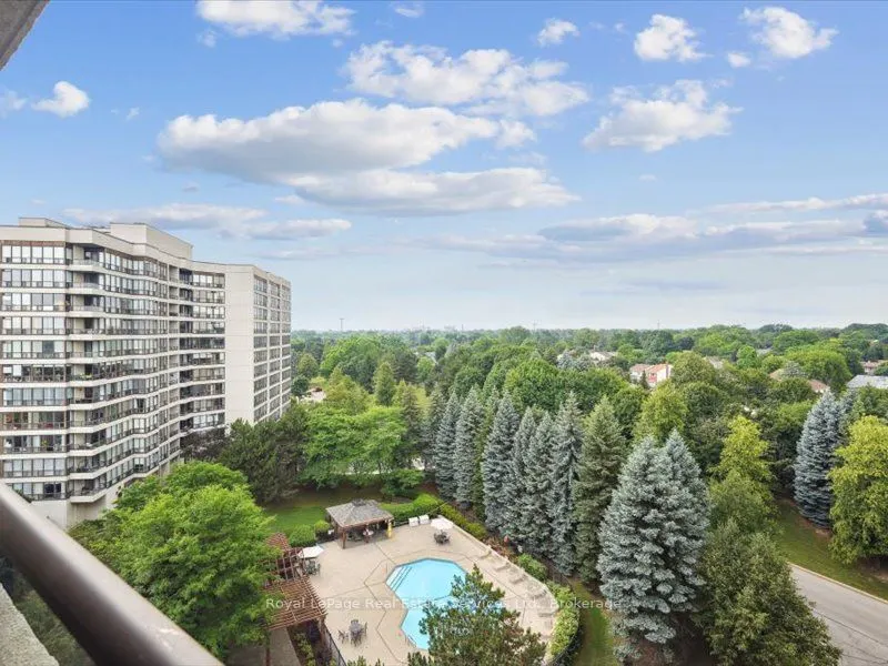 10 Laurelcrest Street, #910