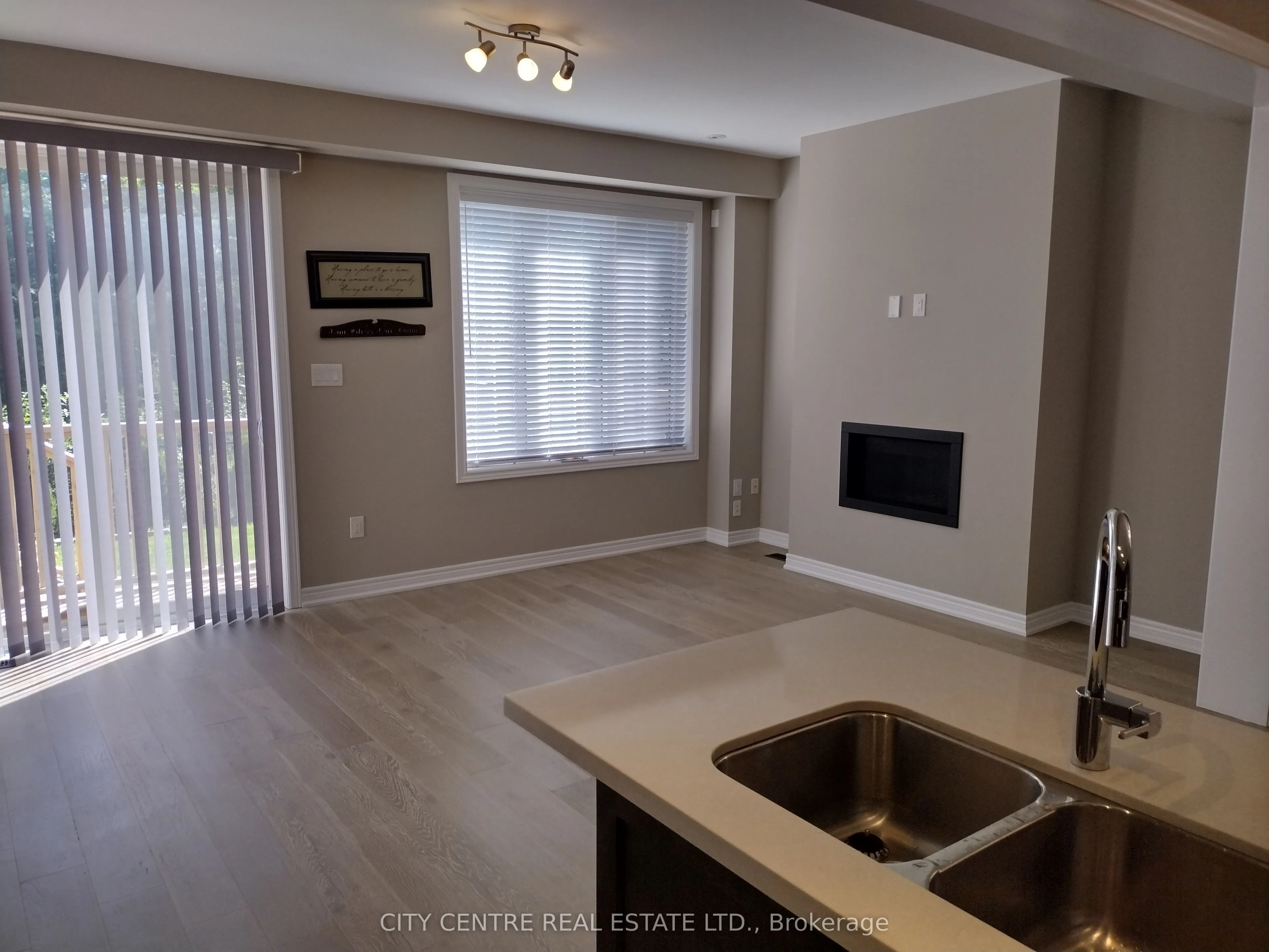 3329 Mockingbird Common Court