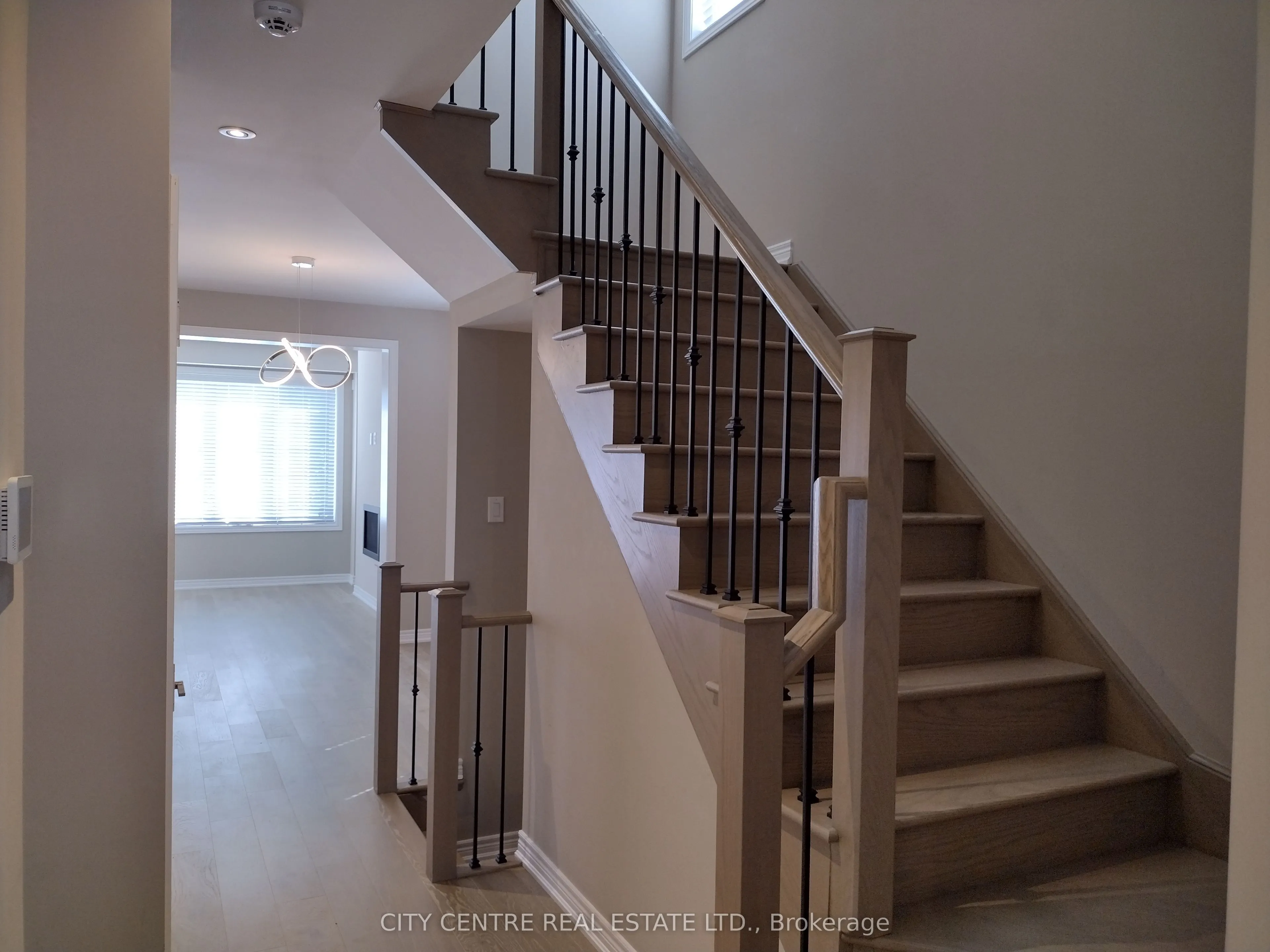 3329 Mockingbird Common Court