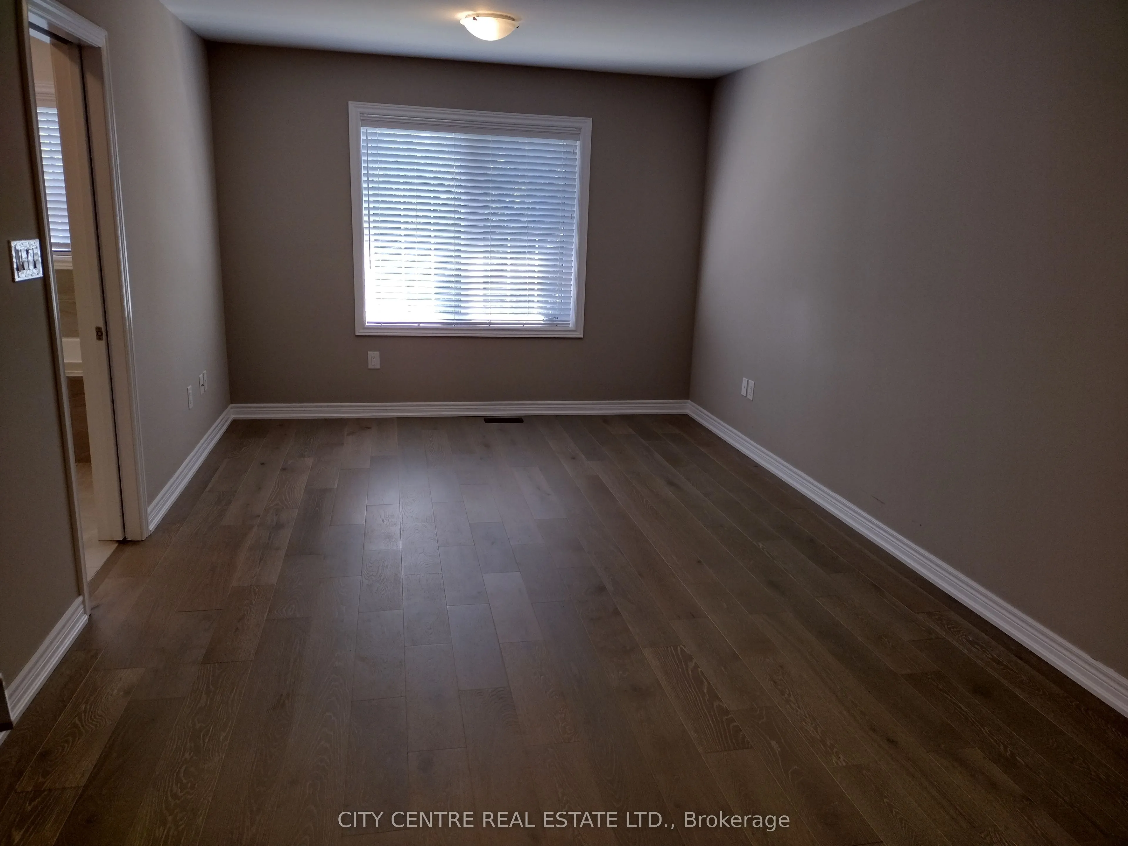 3329 Mockingbird Common Court