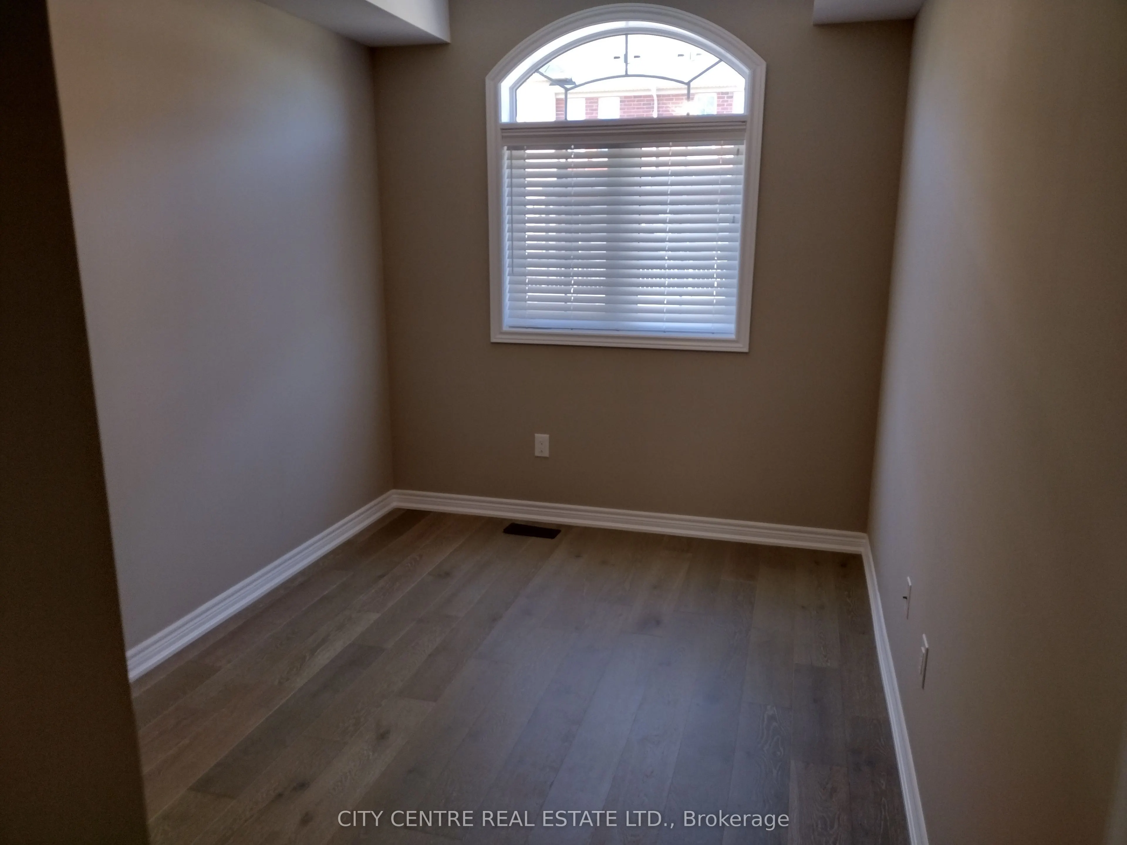 3329 Mockingbird Common Court