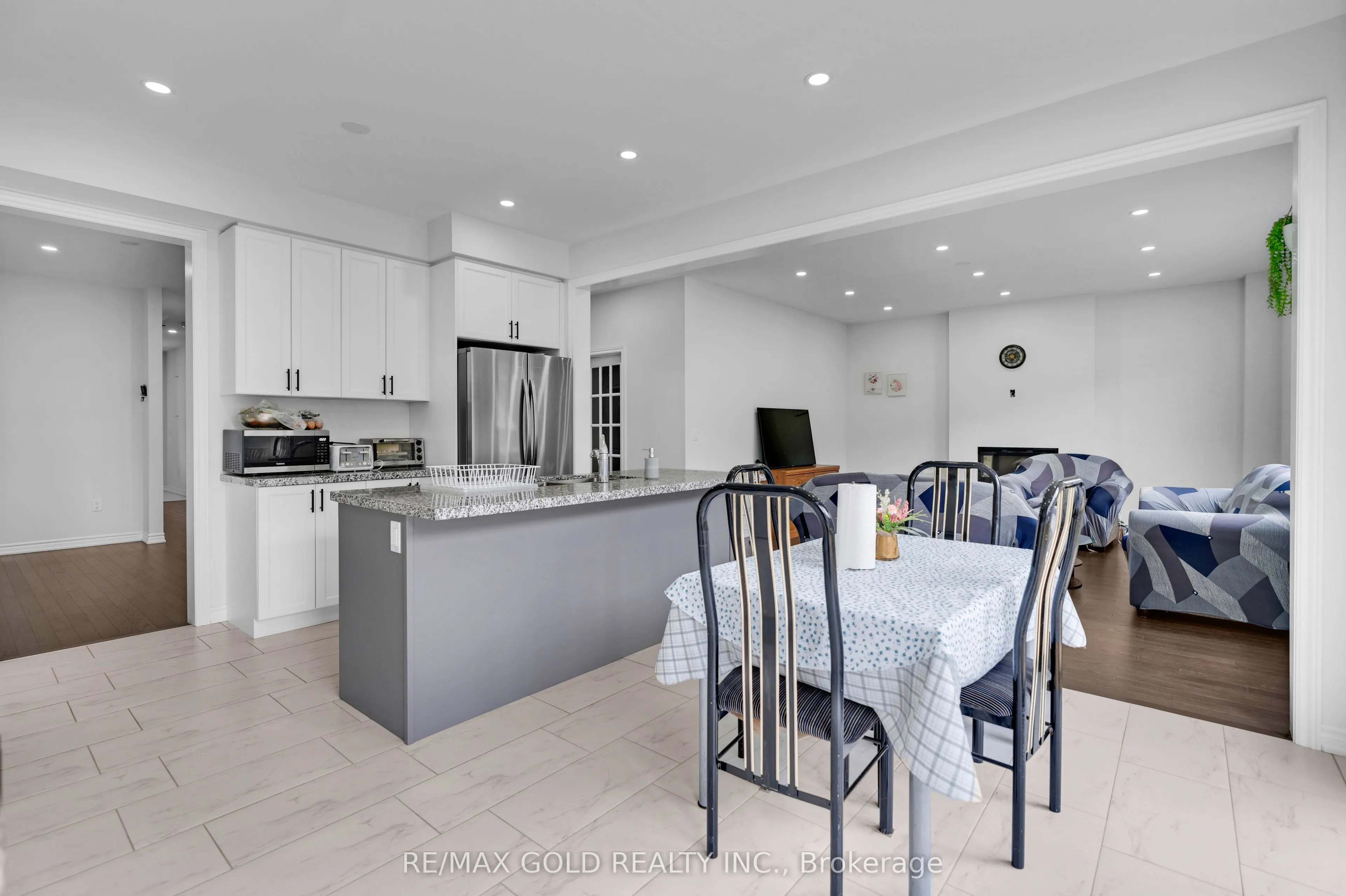12 Vincena Road