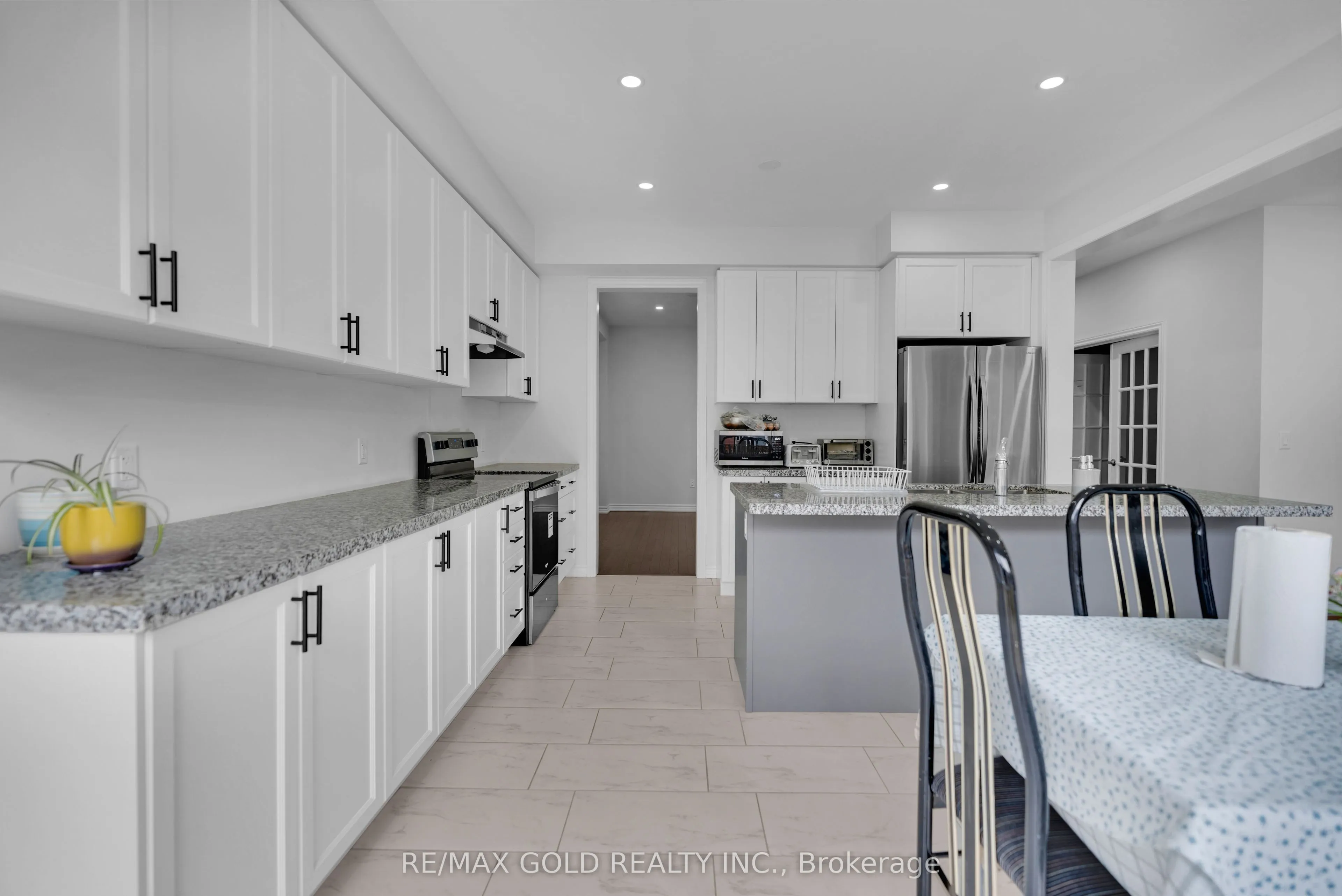 12 Vincena Road