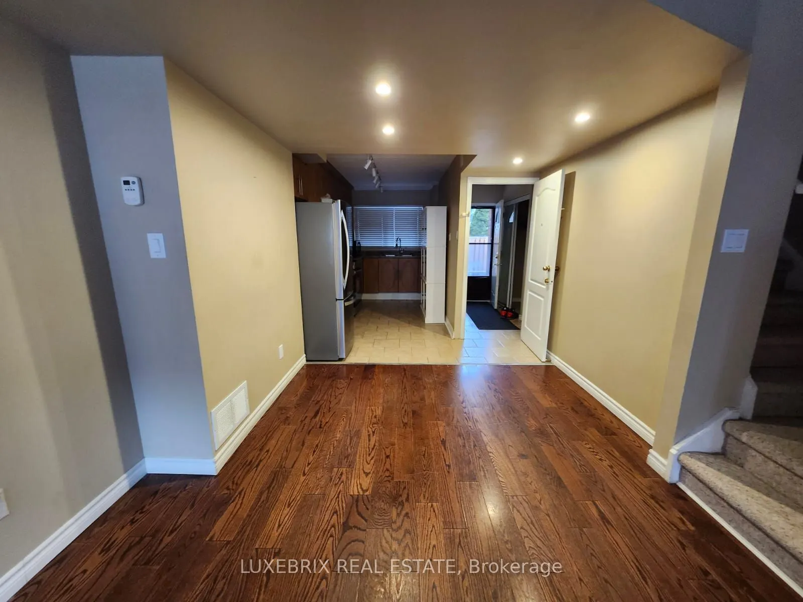 180 Mississauga Valley, #137