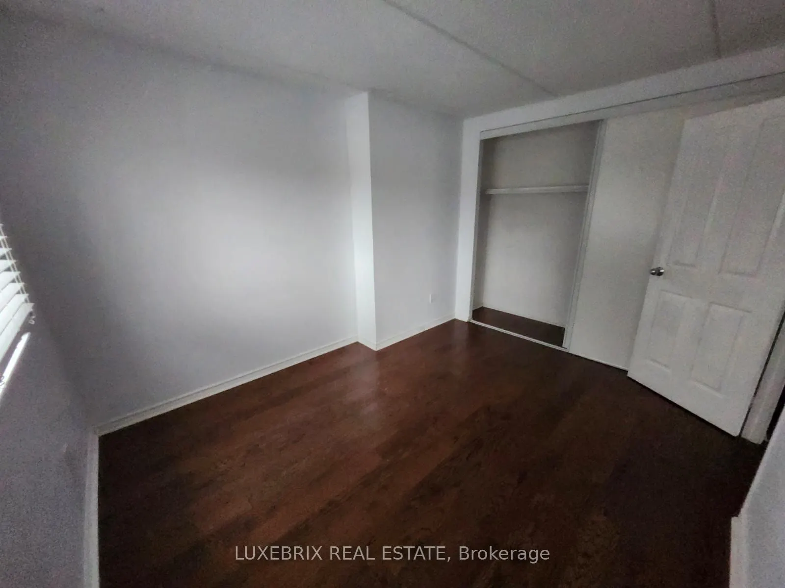 180 Mississauga Valley, #137