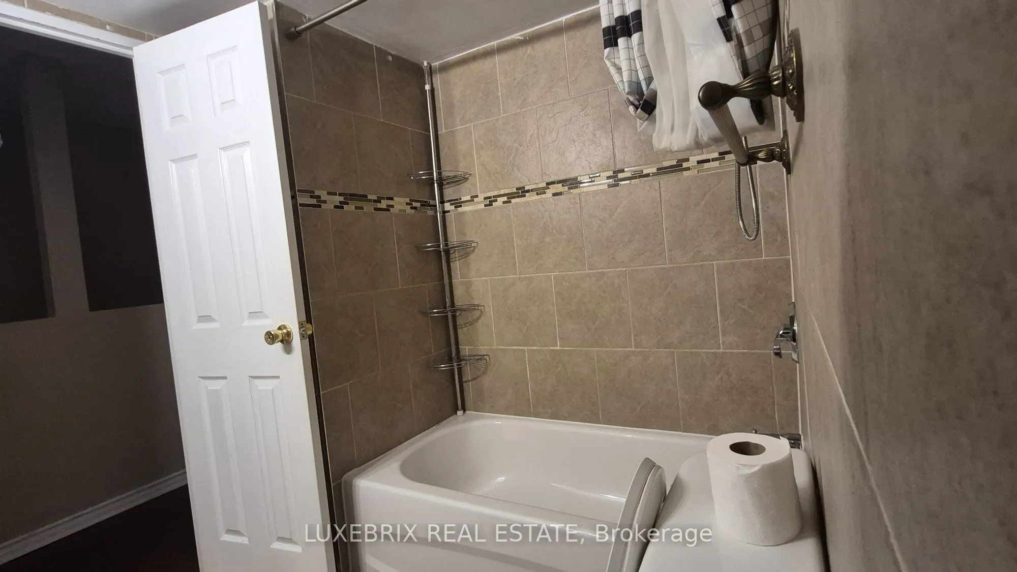 180 Mississauga Valley, #137