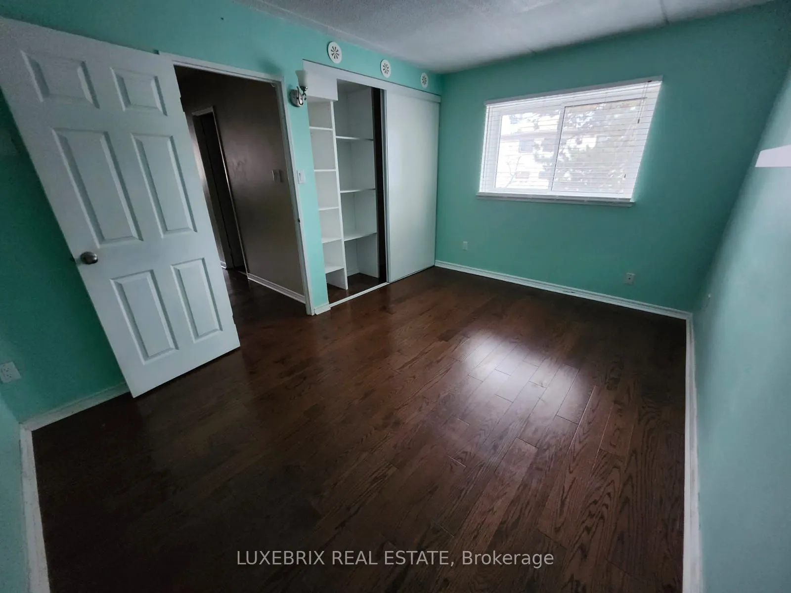 180 Mississauga Valley, #137