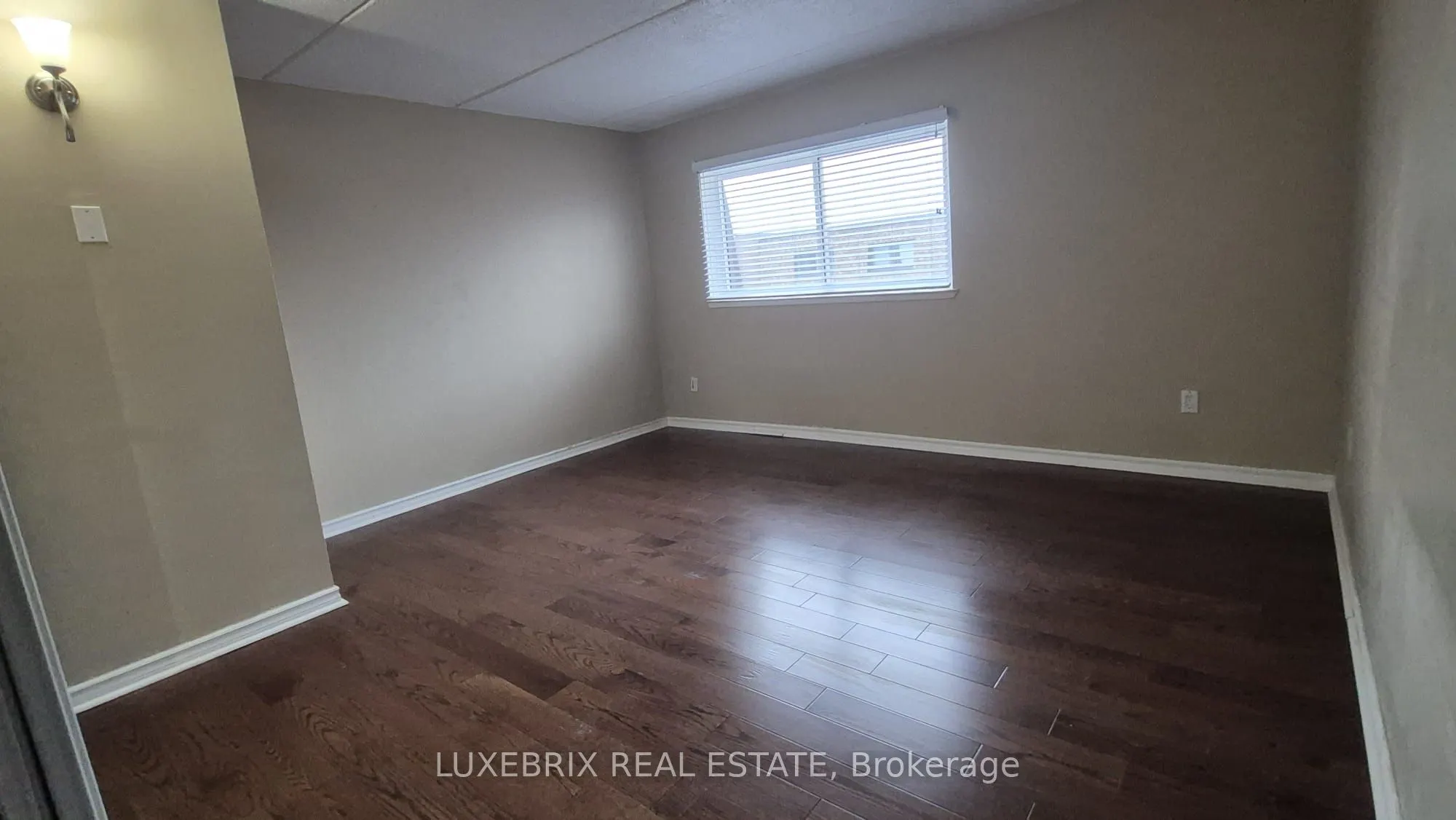 180 Mississauga Valley, #137