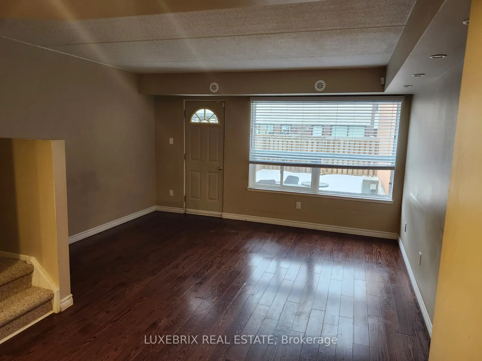 180 Mississauga Valley, #137