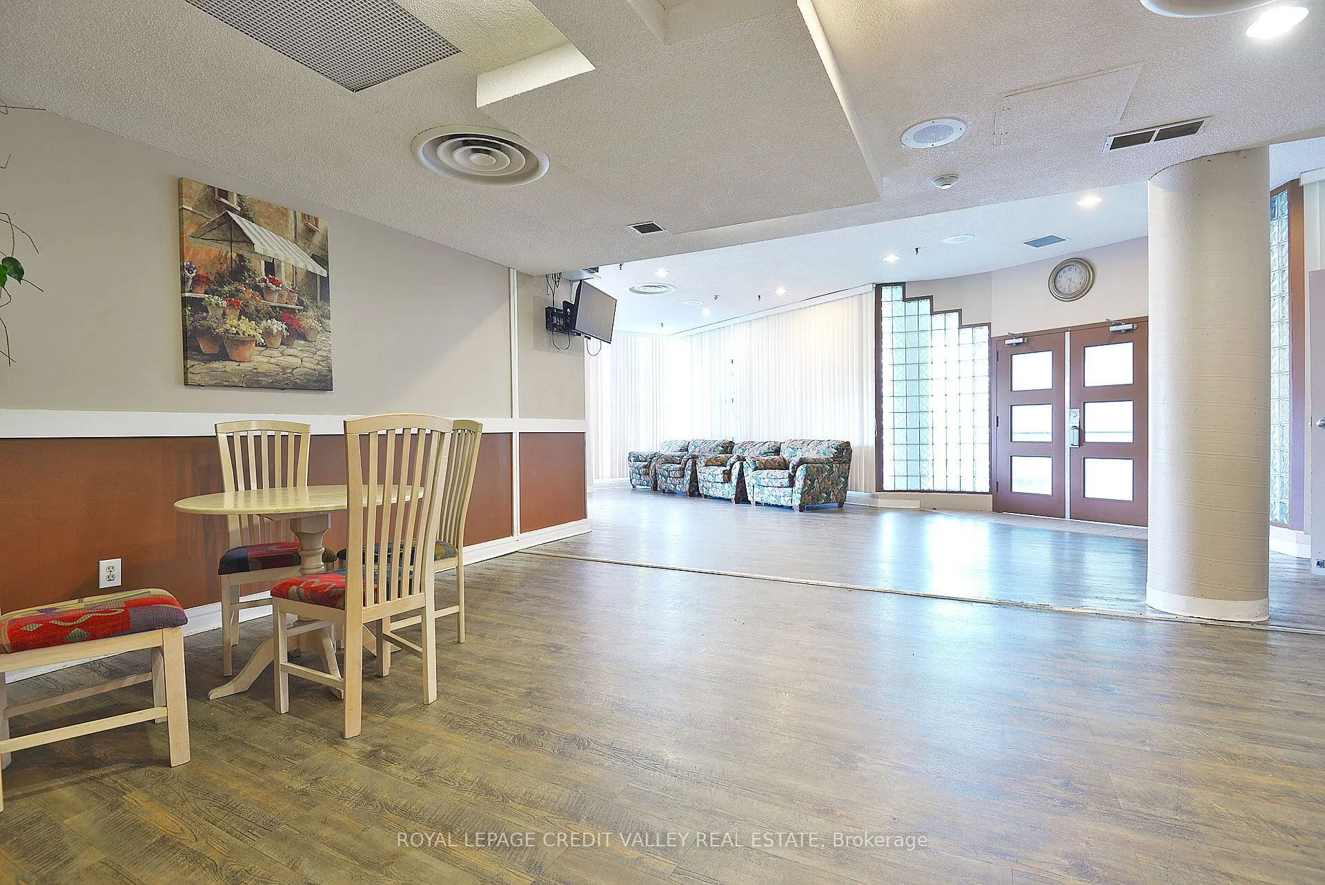 25 Trailwood Drive, #2103