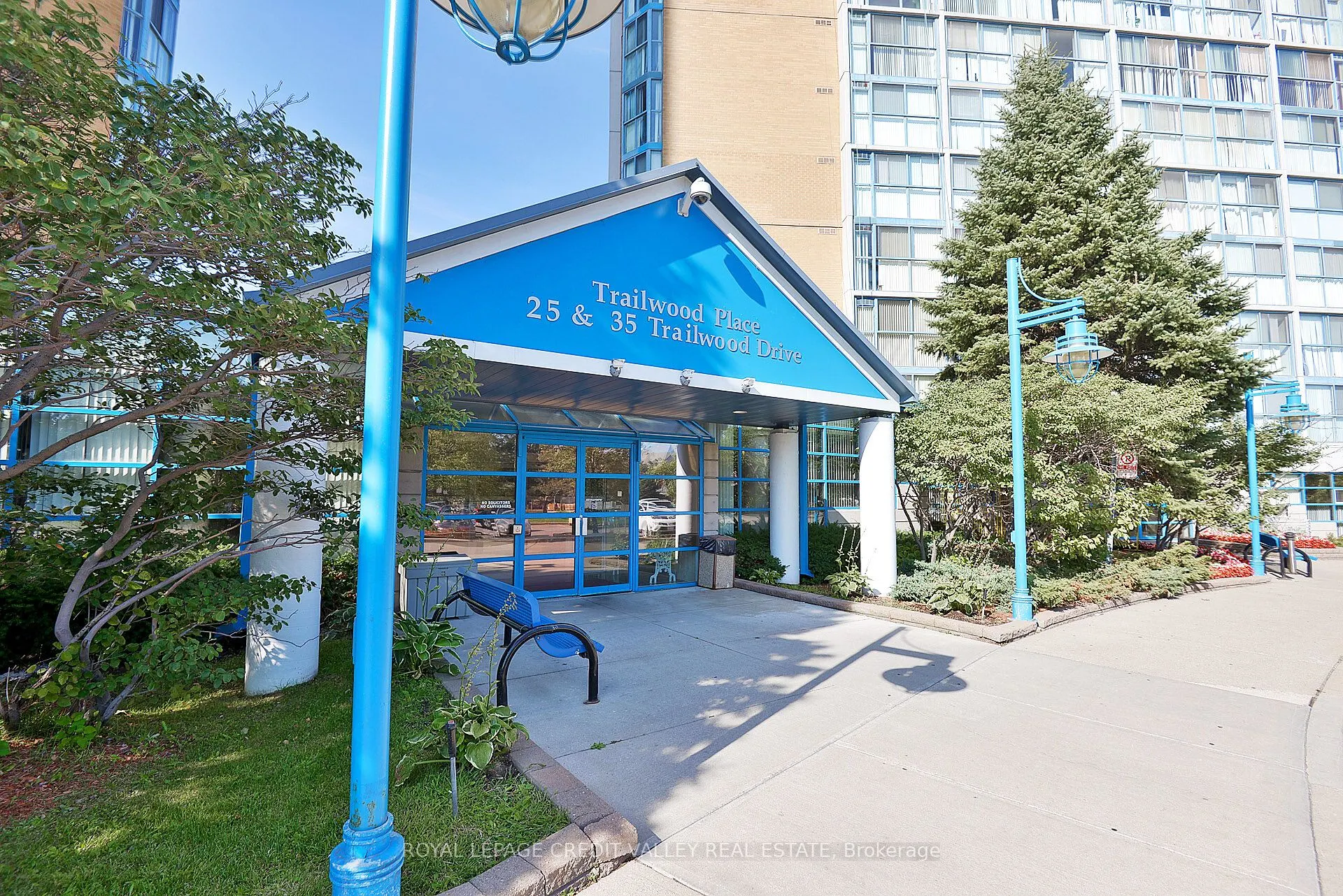 25 Trailwood Drive, #2103