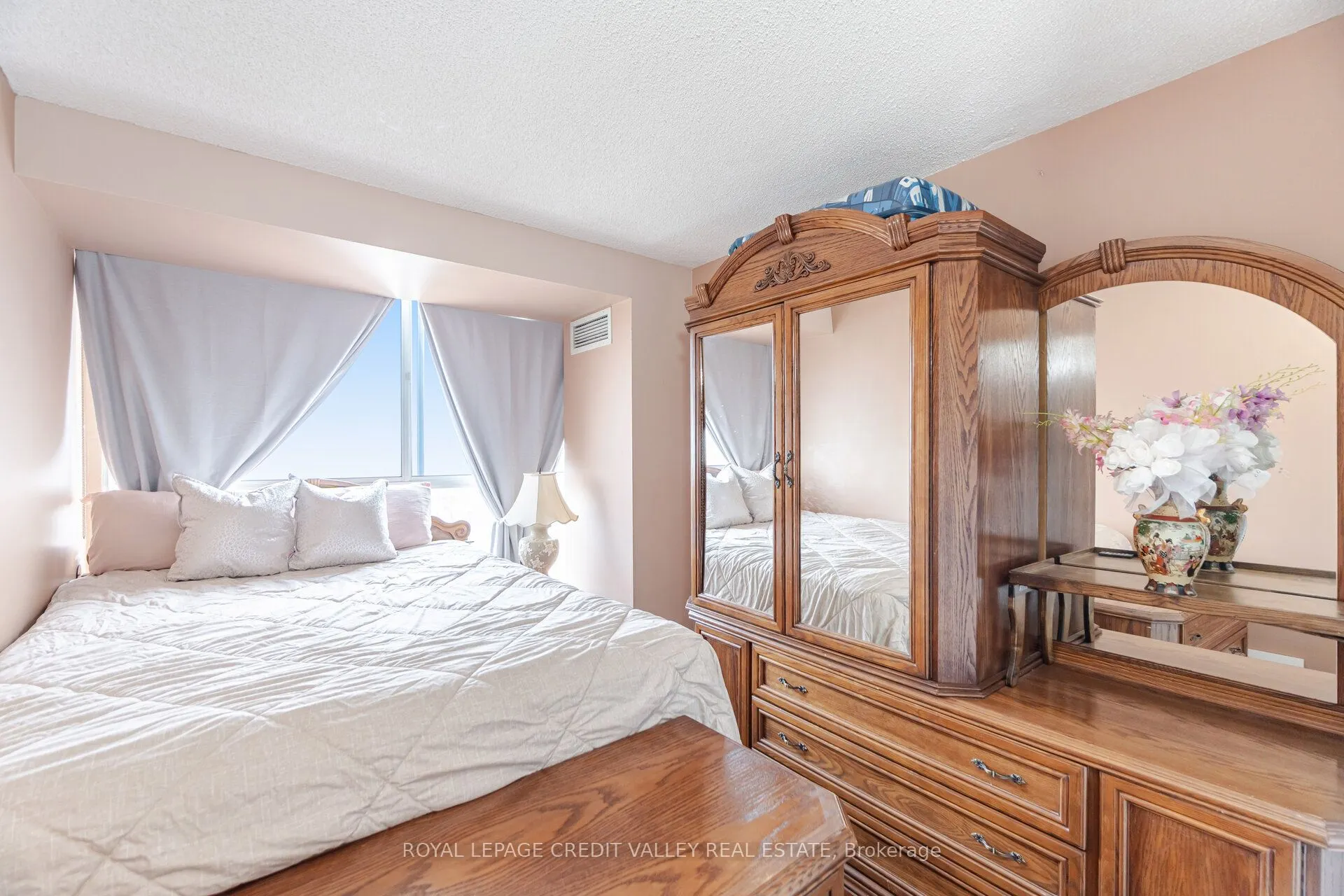 25 Trailwood Drive, #2103
