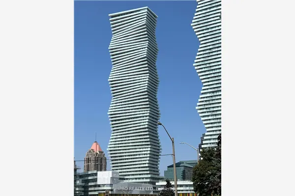 3900 Confederation Parkway W