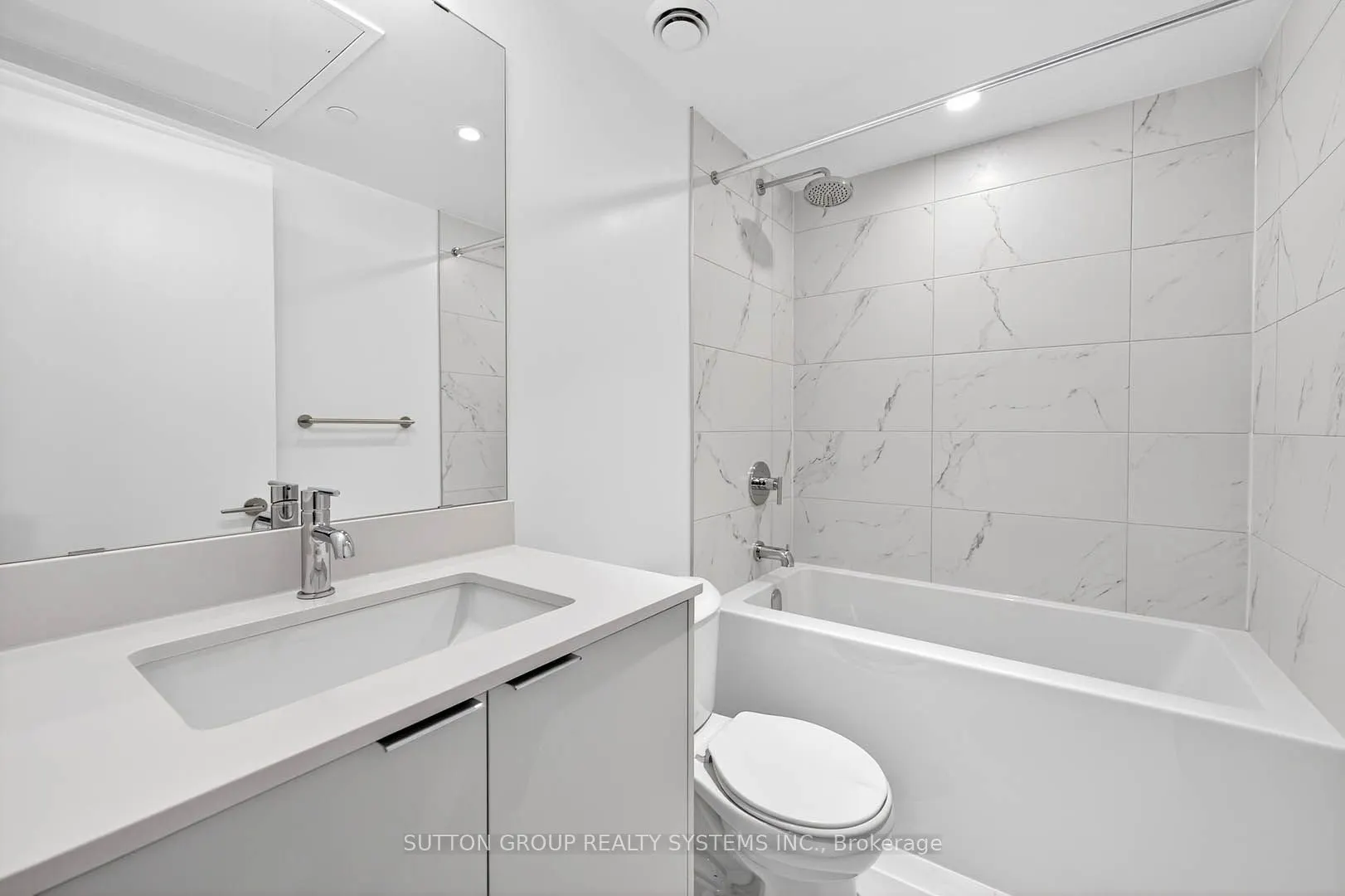 6 Chartwell Road, #402