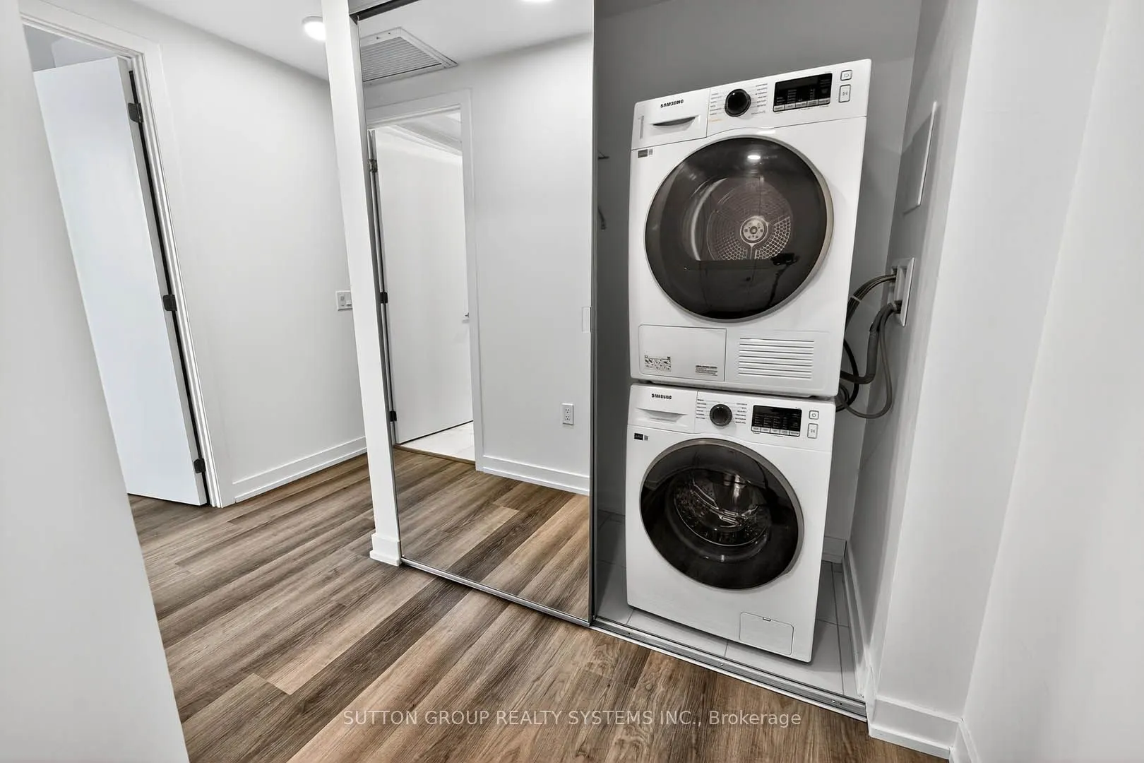 6 Chartwell Road, #402