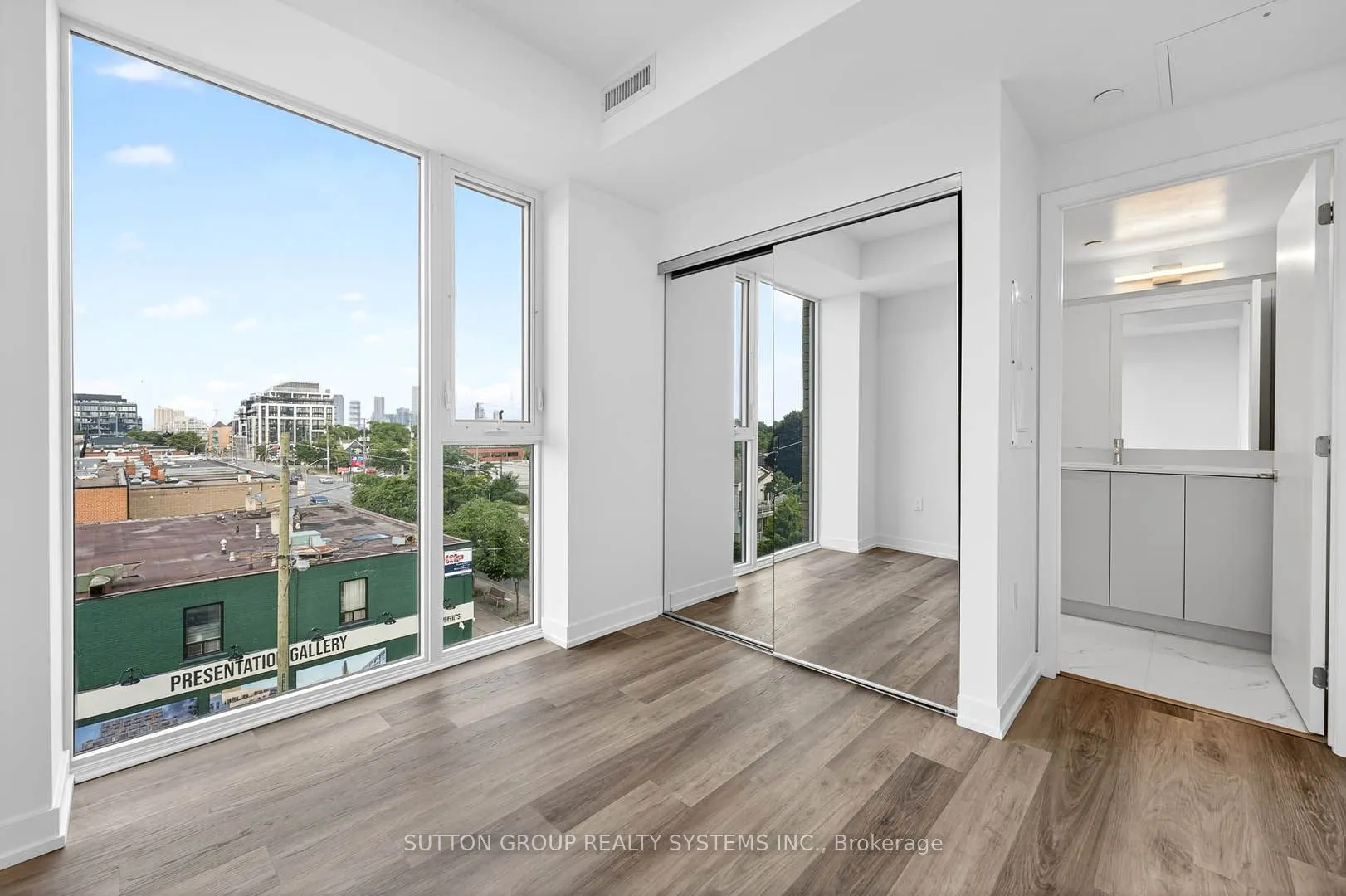 6 Chartwell Road, #402