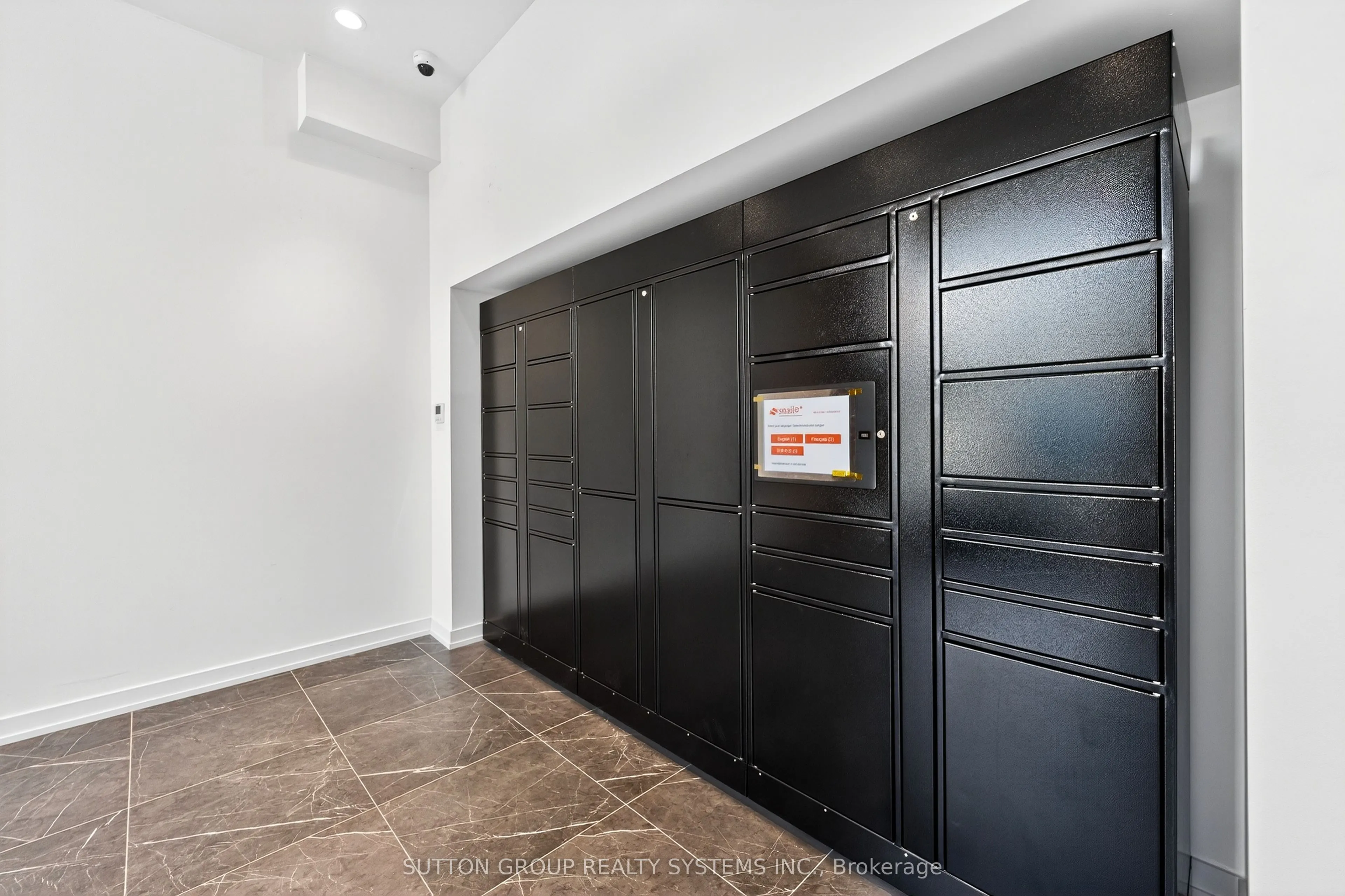 6 Chartwell Road, #402