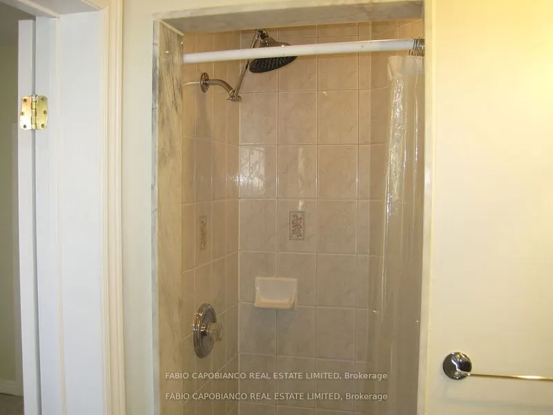 52 Jellicoe Avenue, #1