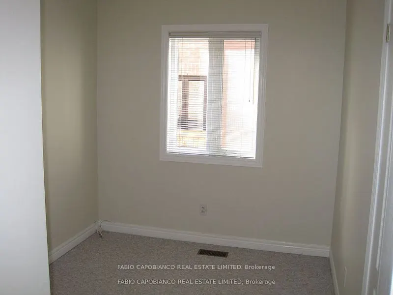 52 Jellicoe Avenue, #1