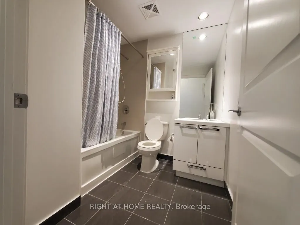 80 Marine Parade Drive, #422