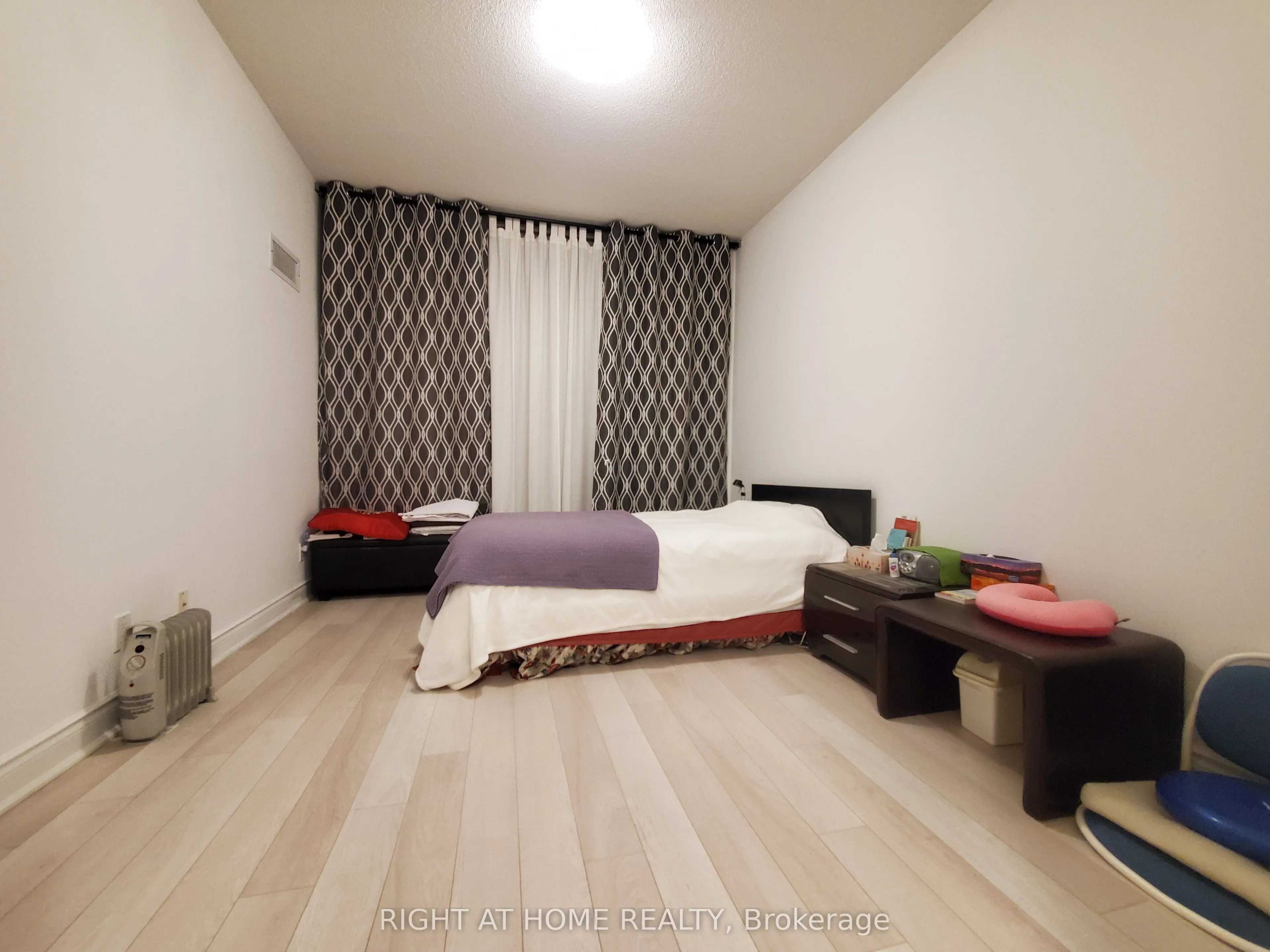 80 Marine Parade Drive, #422