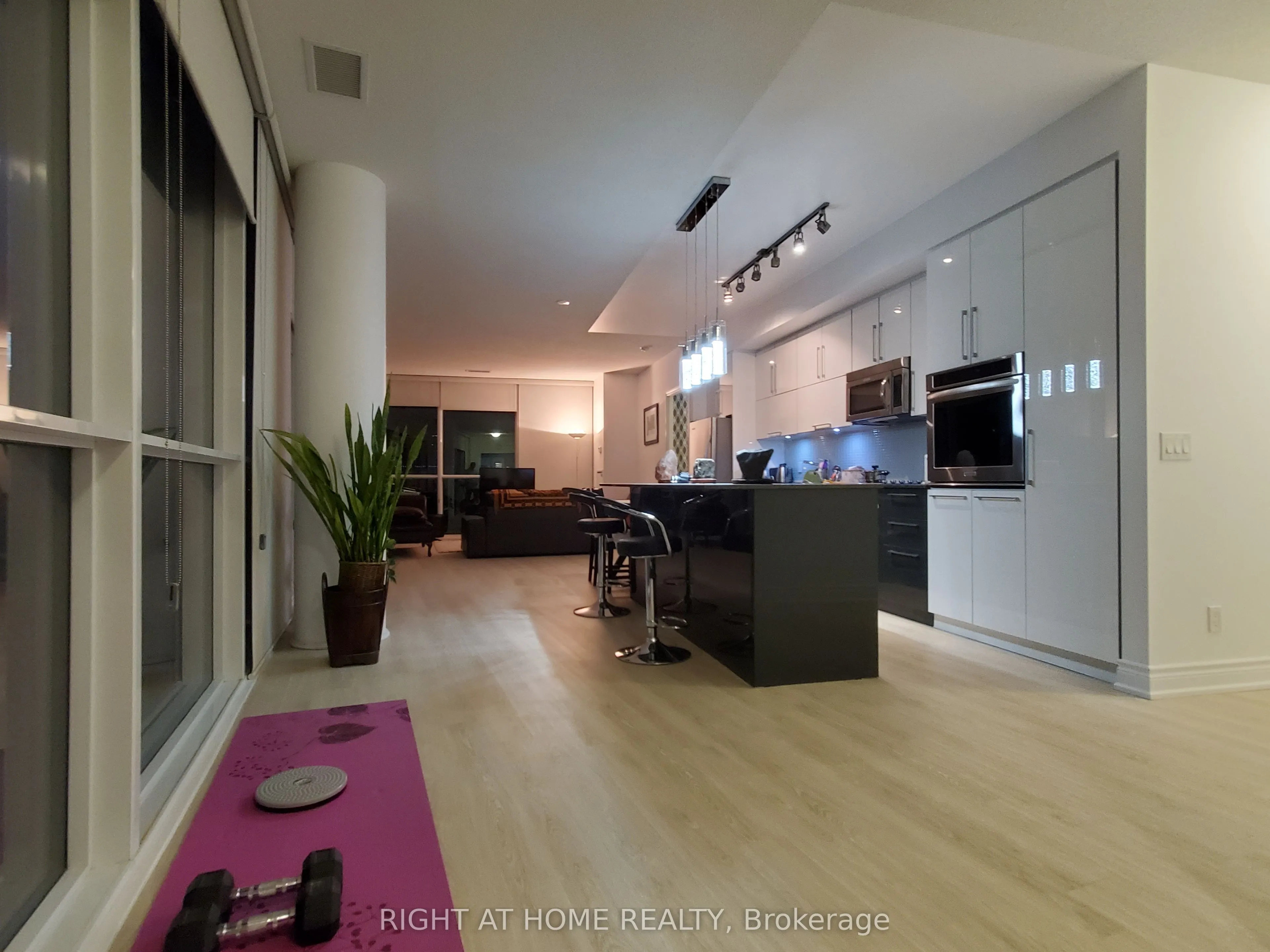 80 Marine Parade Drive, #422