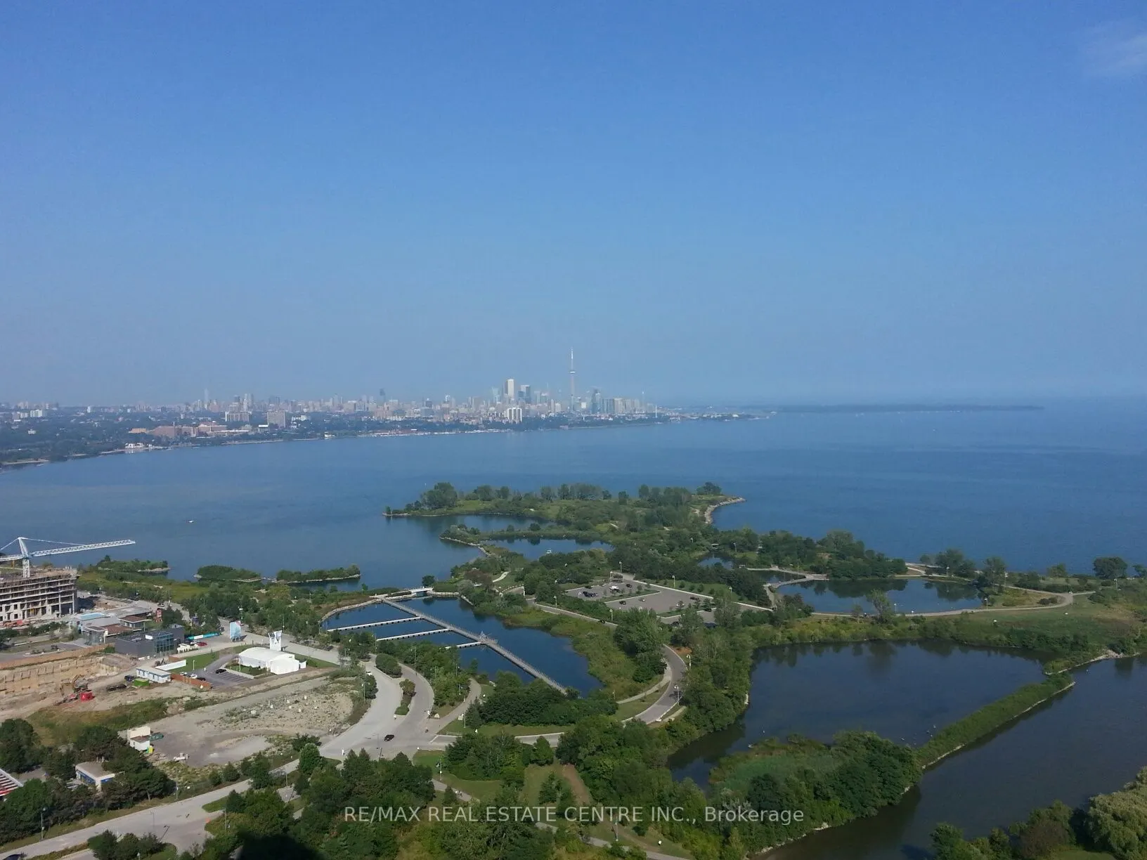 20 SHORE BREEZE Drive, #2302