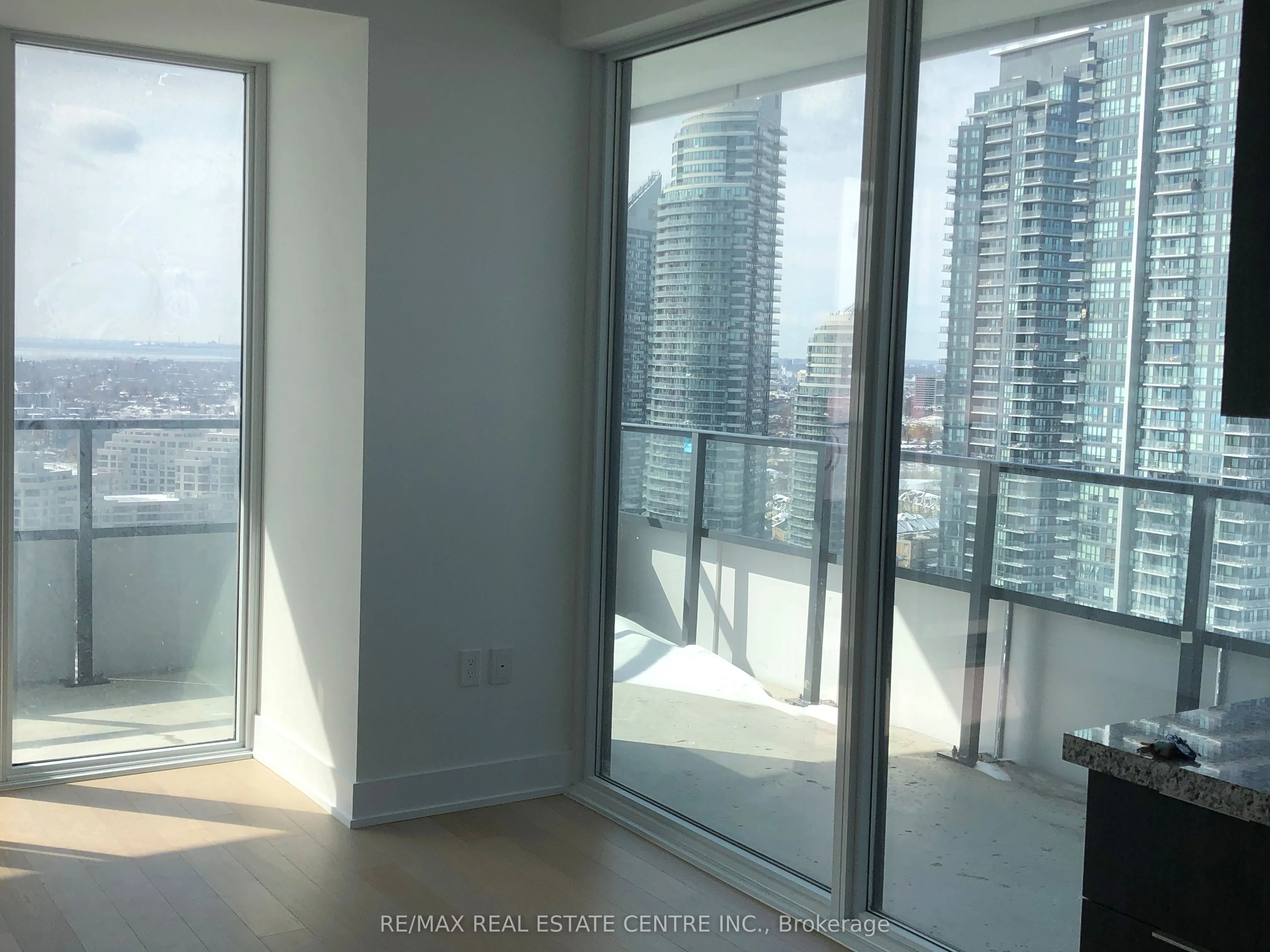 20 SHORE BREEZE Drive, #2302