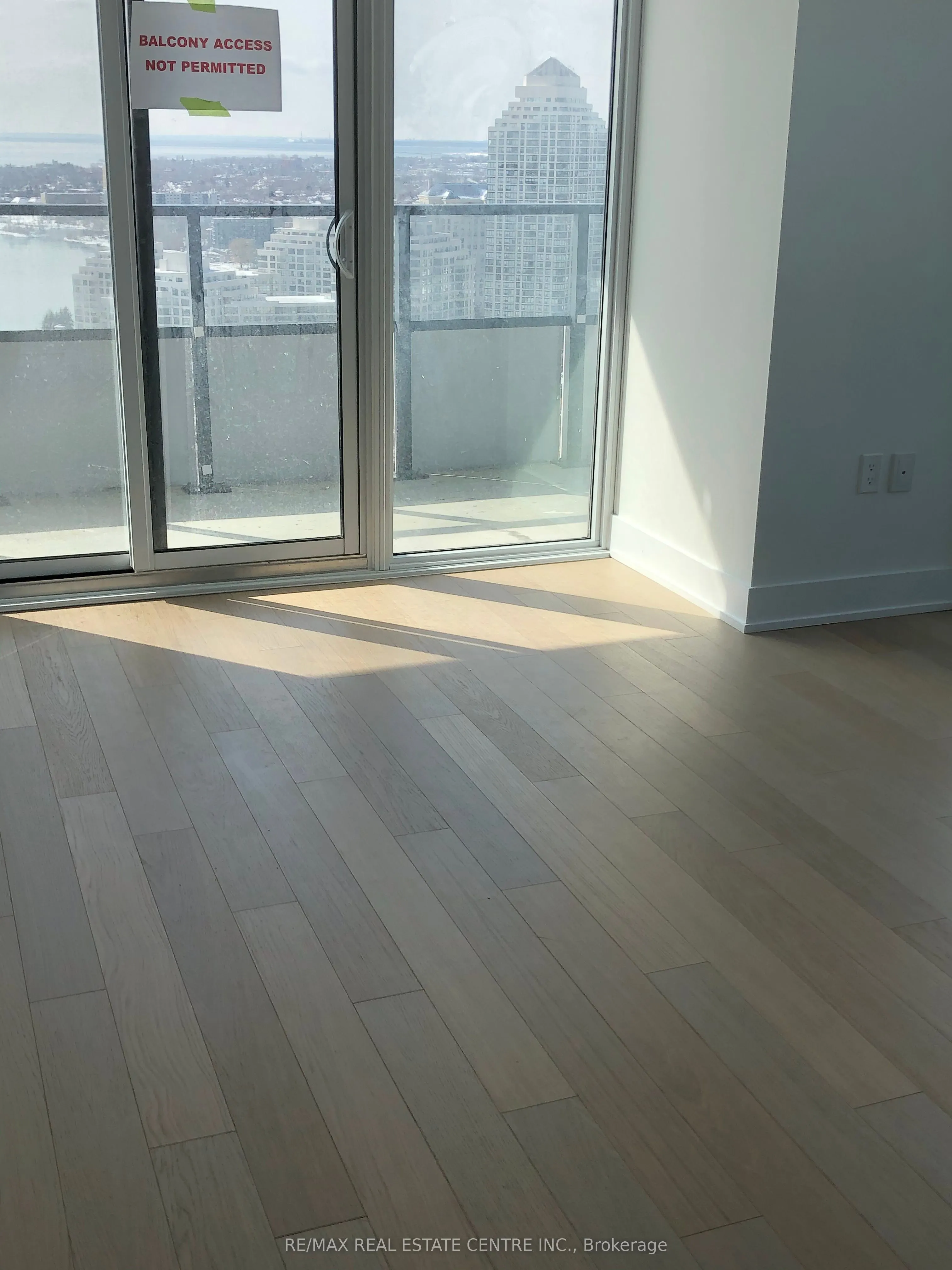 20 SHORE BREEZE Drive, #2302