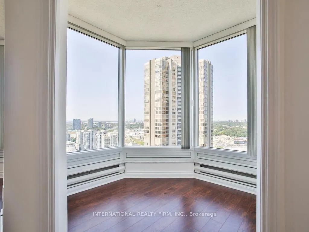1 Palace Pier Court, #3309