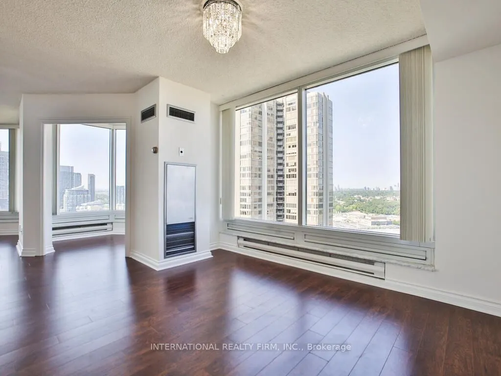 1 Palace Pier Court, #3309