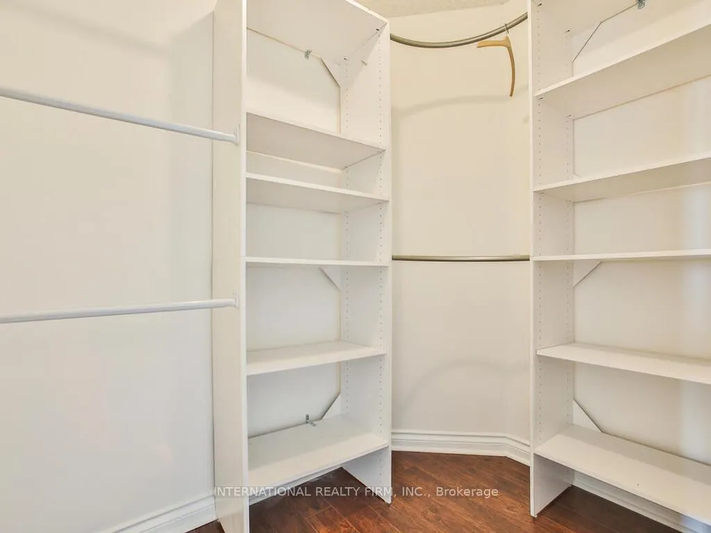 1 Palace Pier Court, #3309