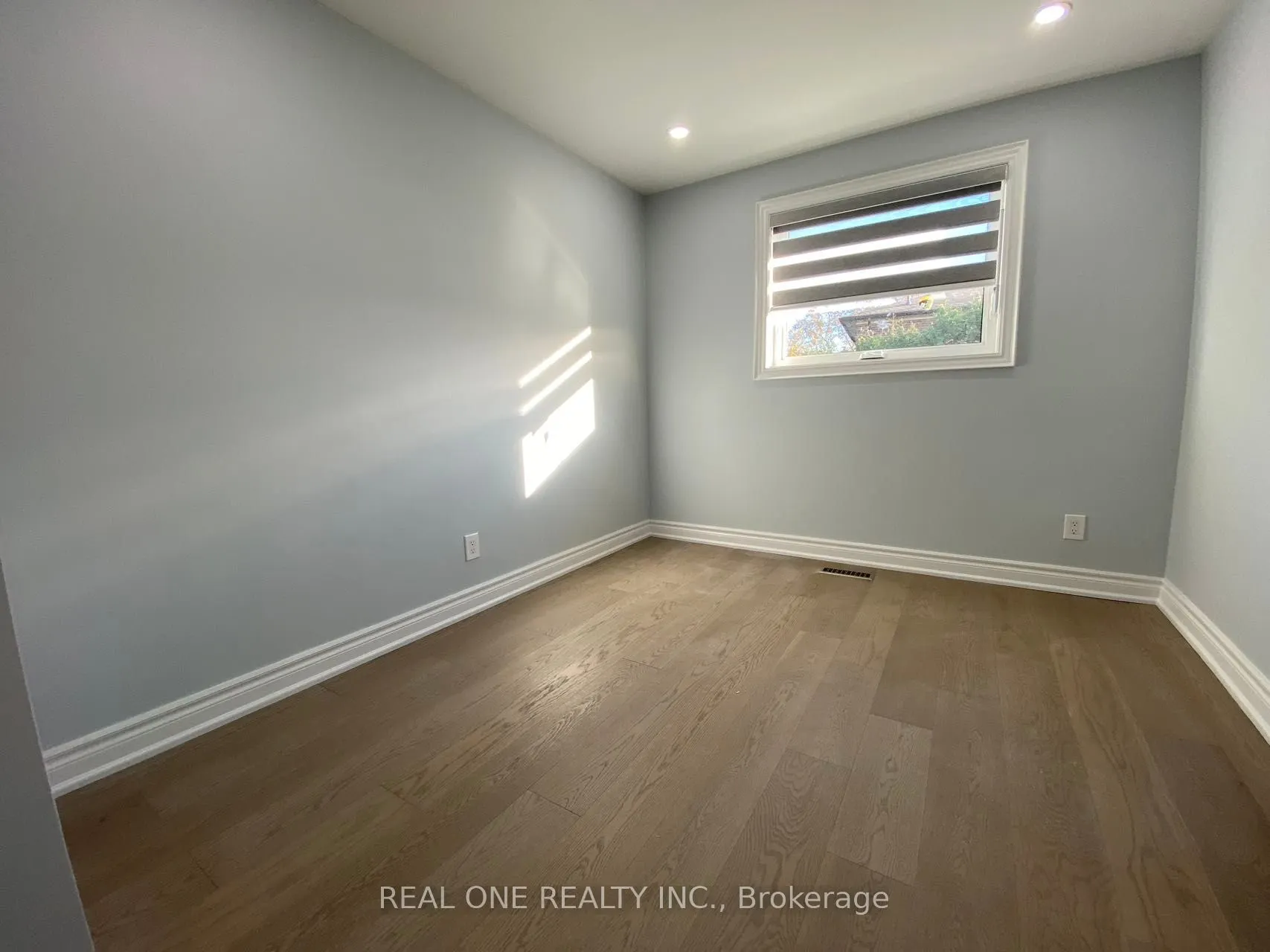 1186 Shadeland Drive, #Single room with bathroom