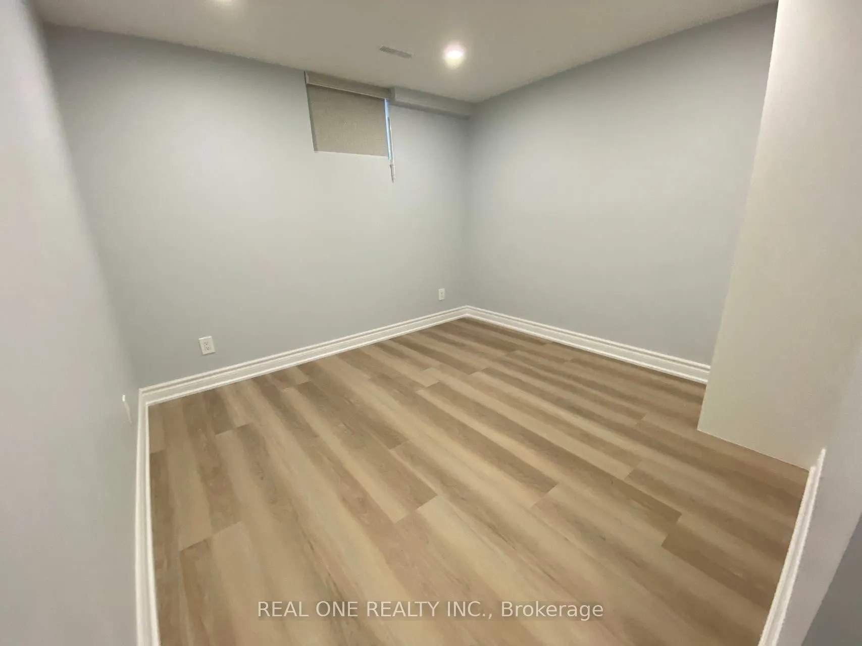 1186 Shadeland Drive, #Single room with bathroom