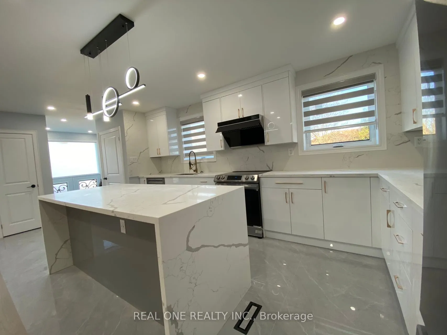 1186 Shadeland Drive, #Single room with bathroom