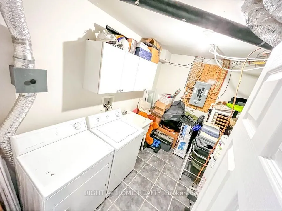 3038 Clayhill Road, #1