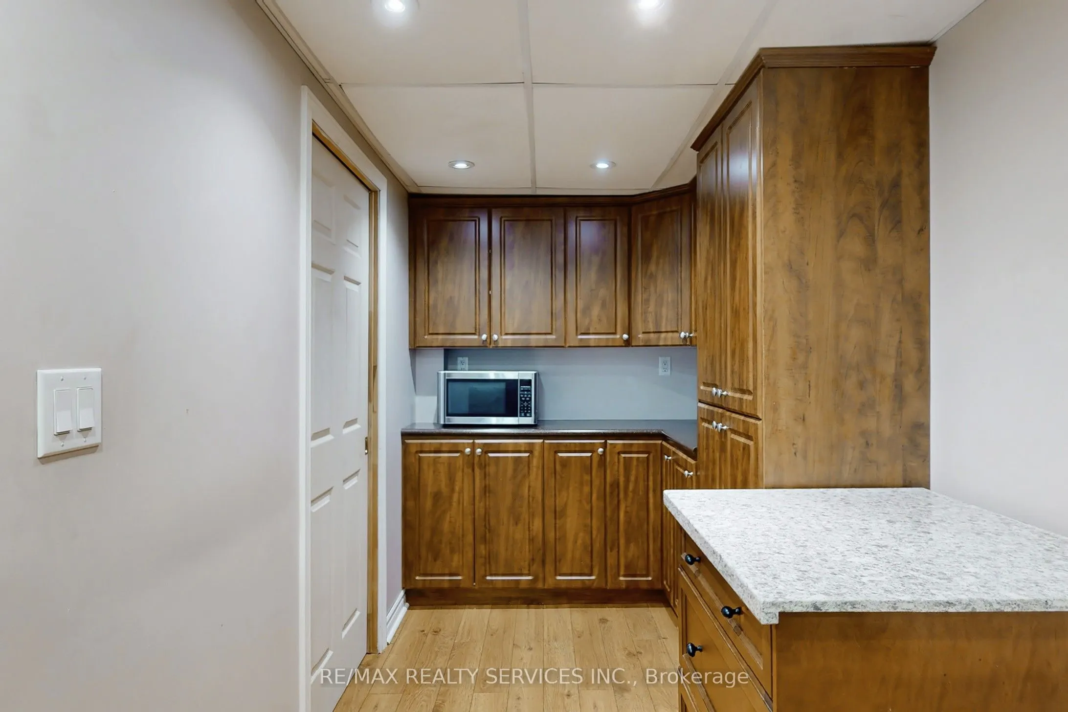 53 Geneva Crescent