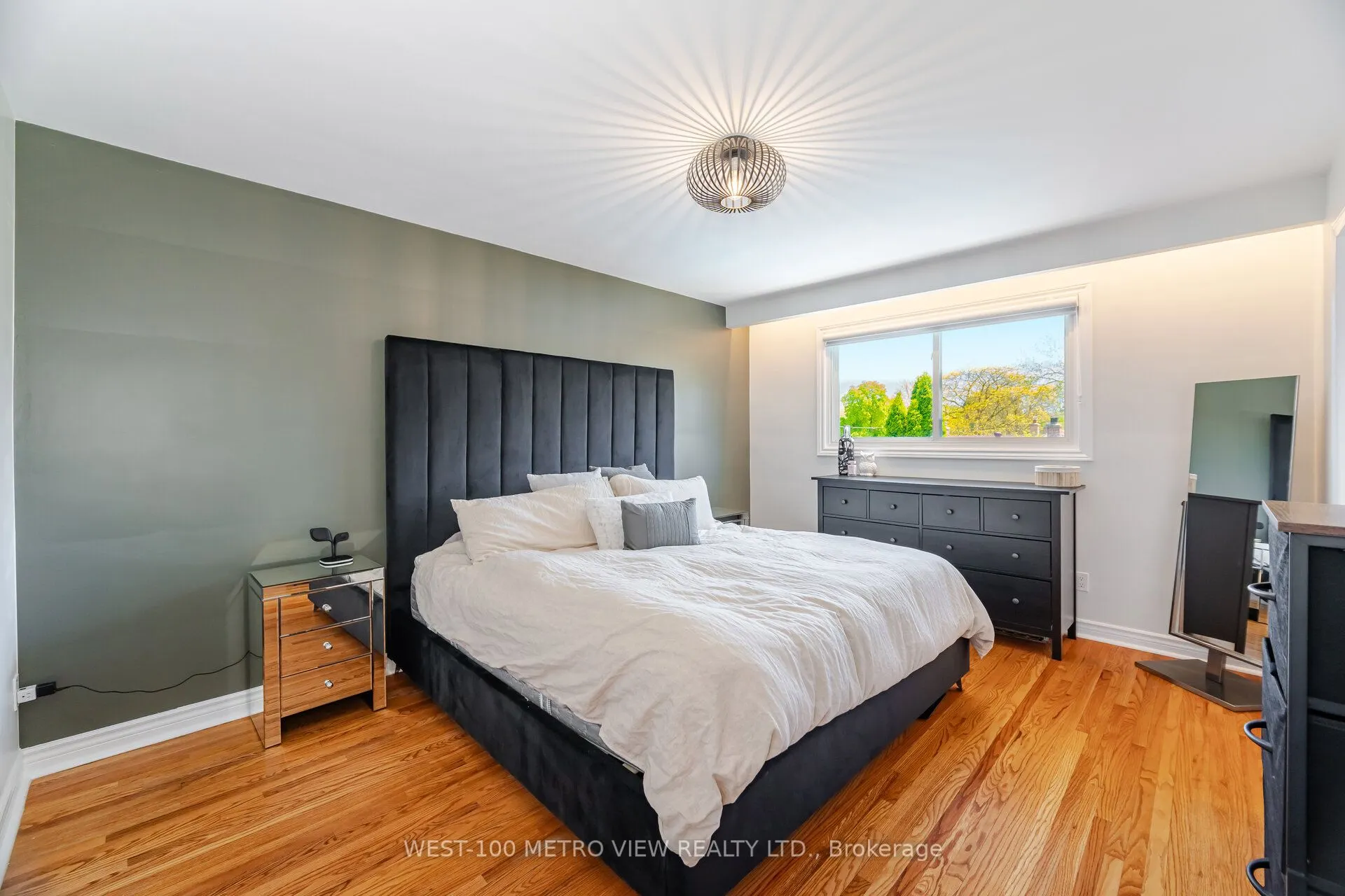 412 Tedwyn Drive