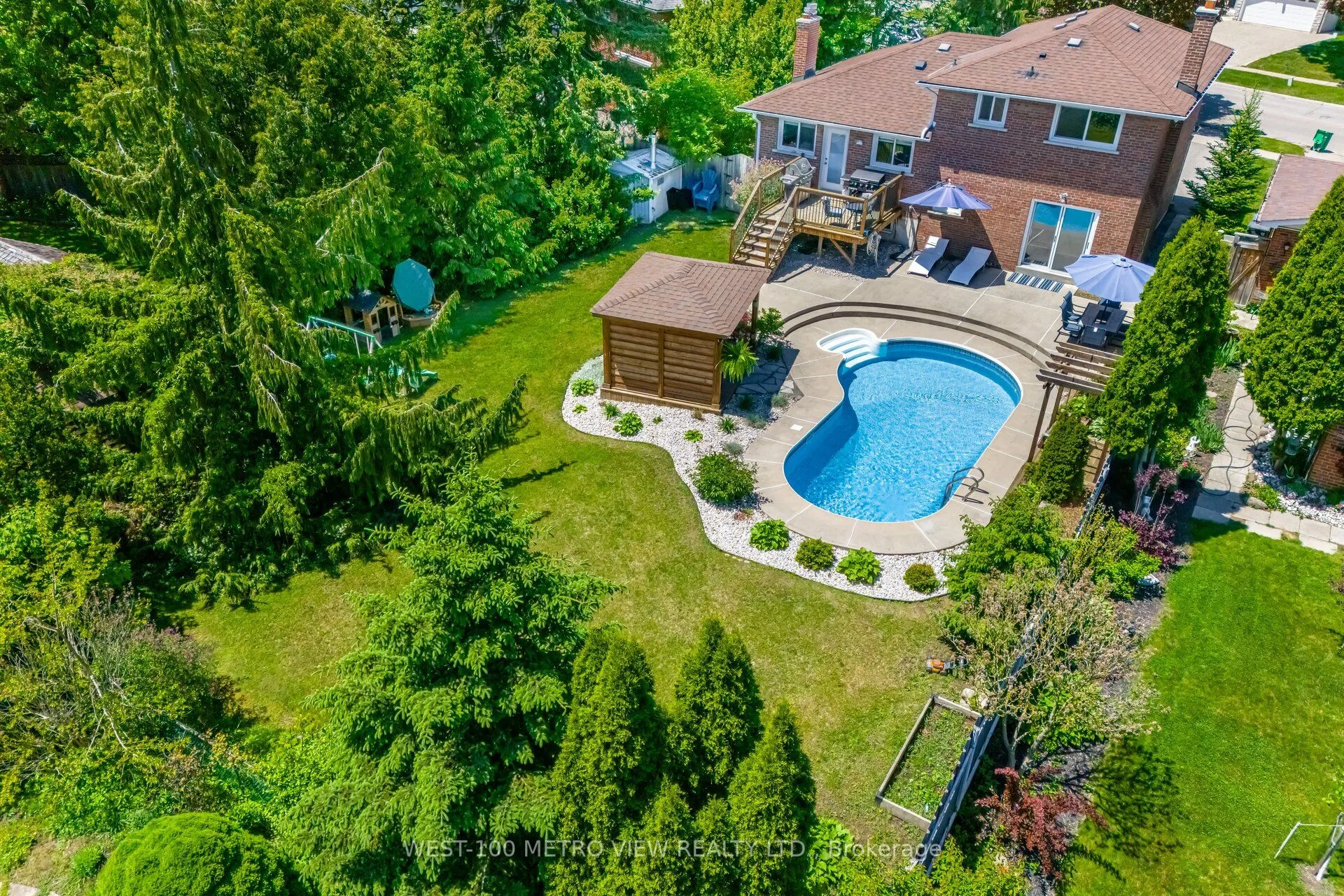 412 Tedwyn Drive