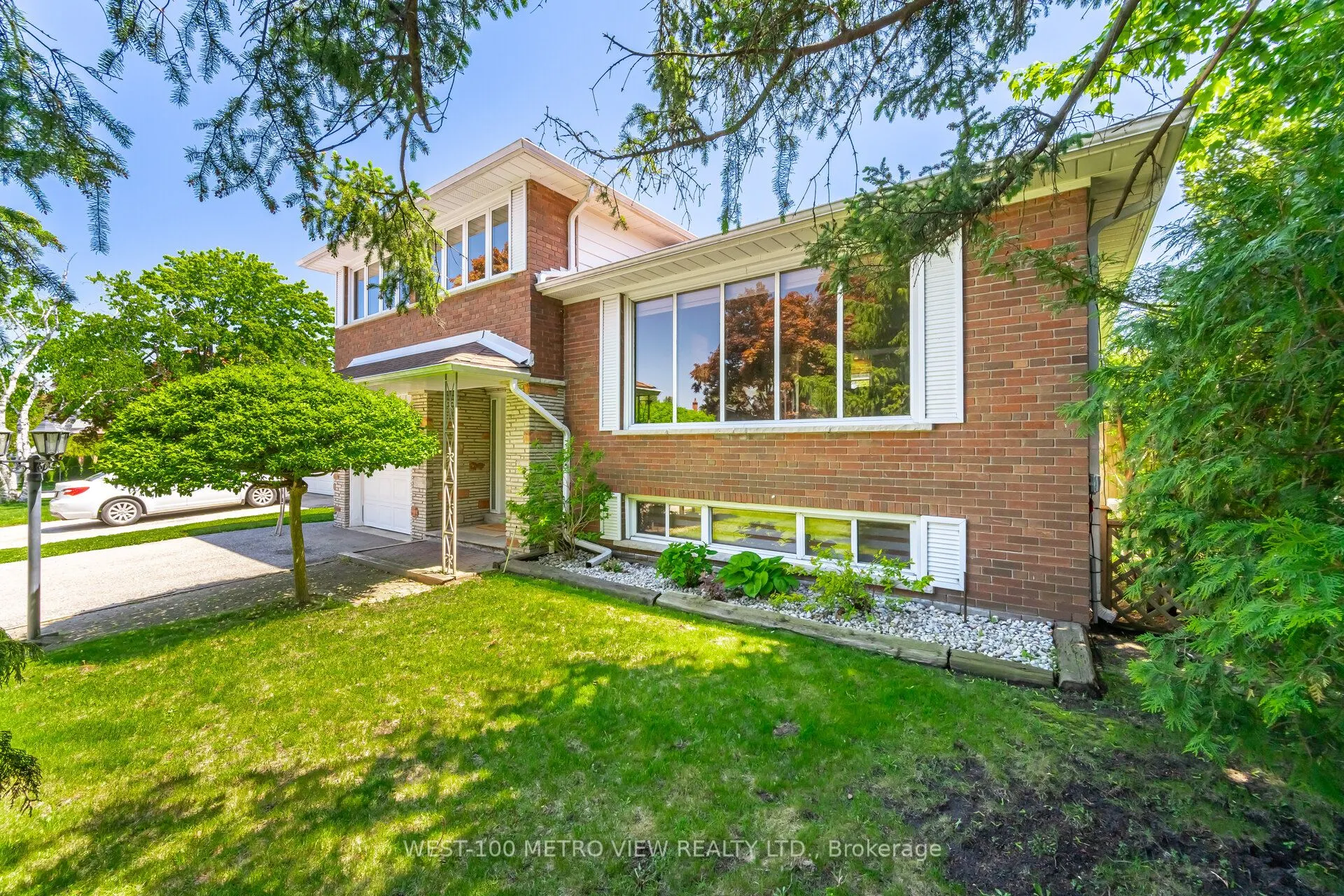 412 Tedwyn Drive