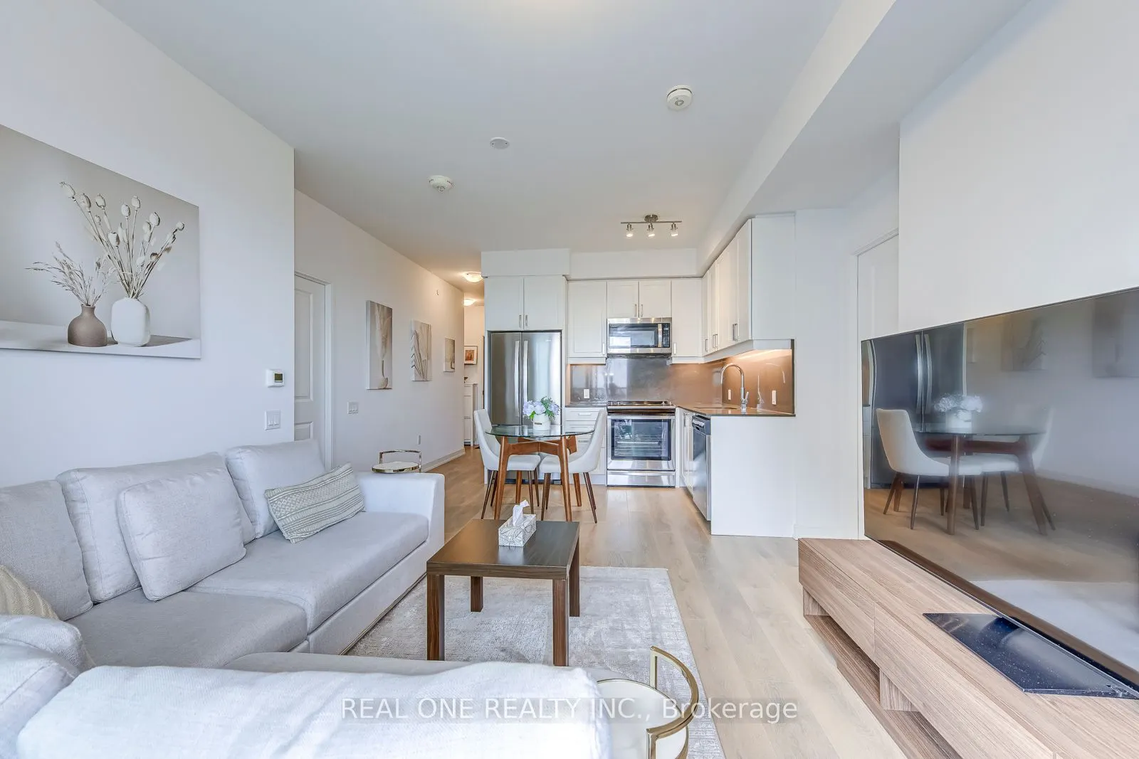8 Nahani Way, #3120
