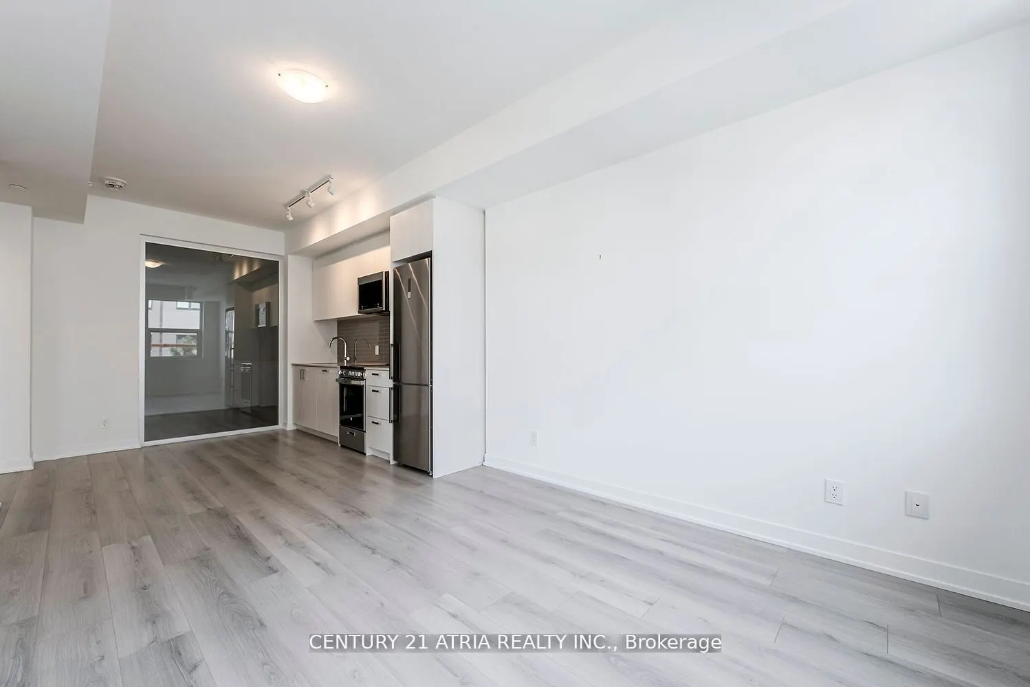 1787 St Clair Avenue W, #224