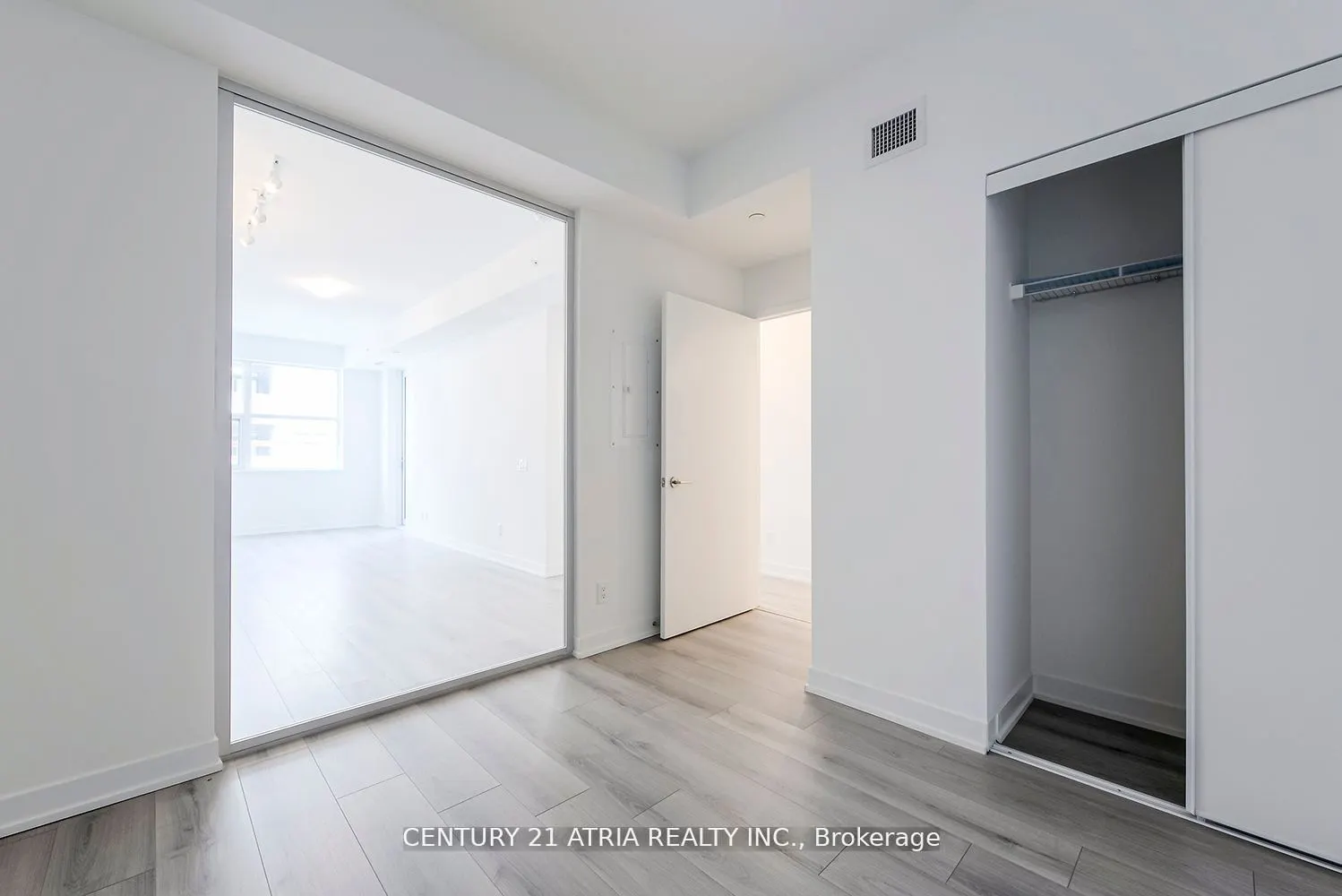 1787 St Clair Avenue W, #224