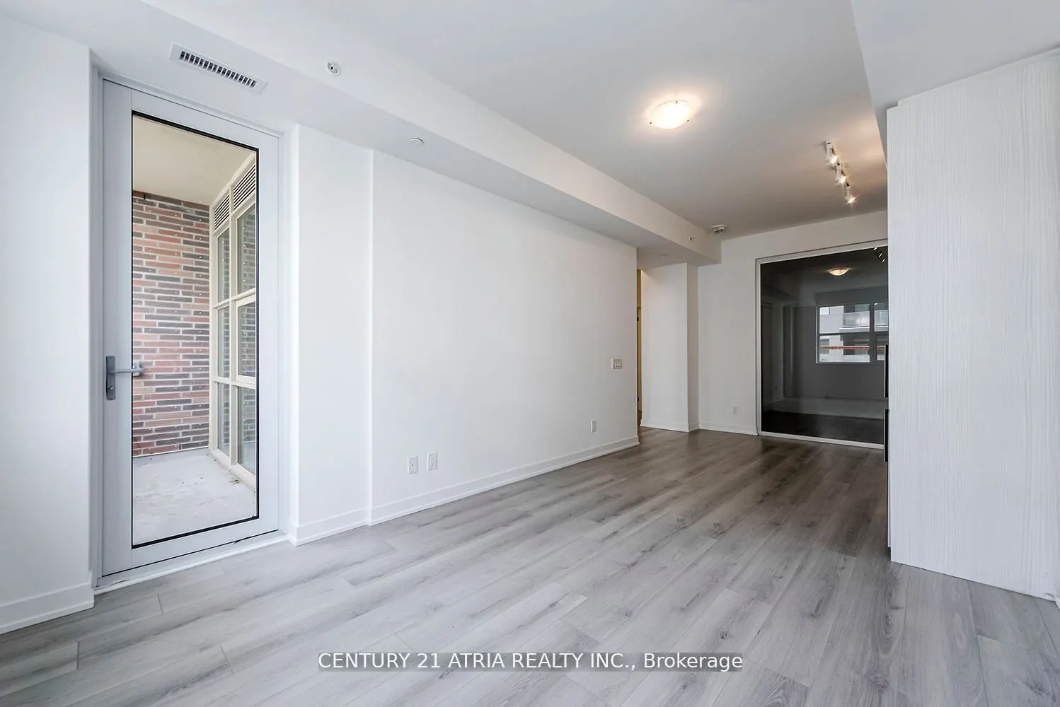 1787 St Clair Avenue W, #224