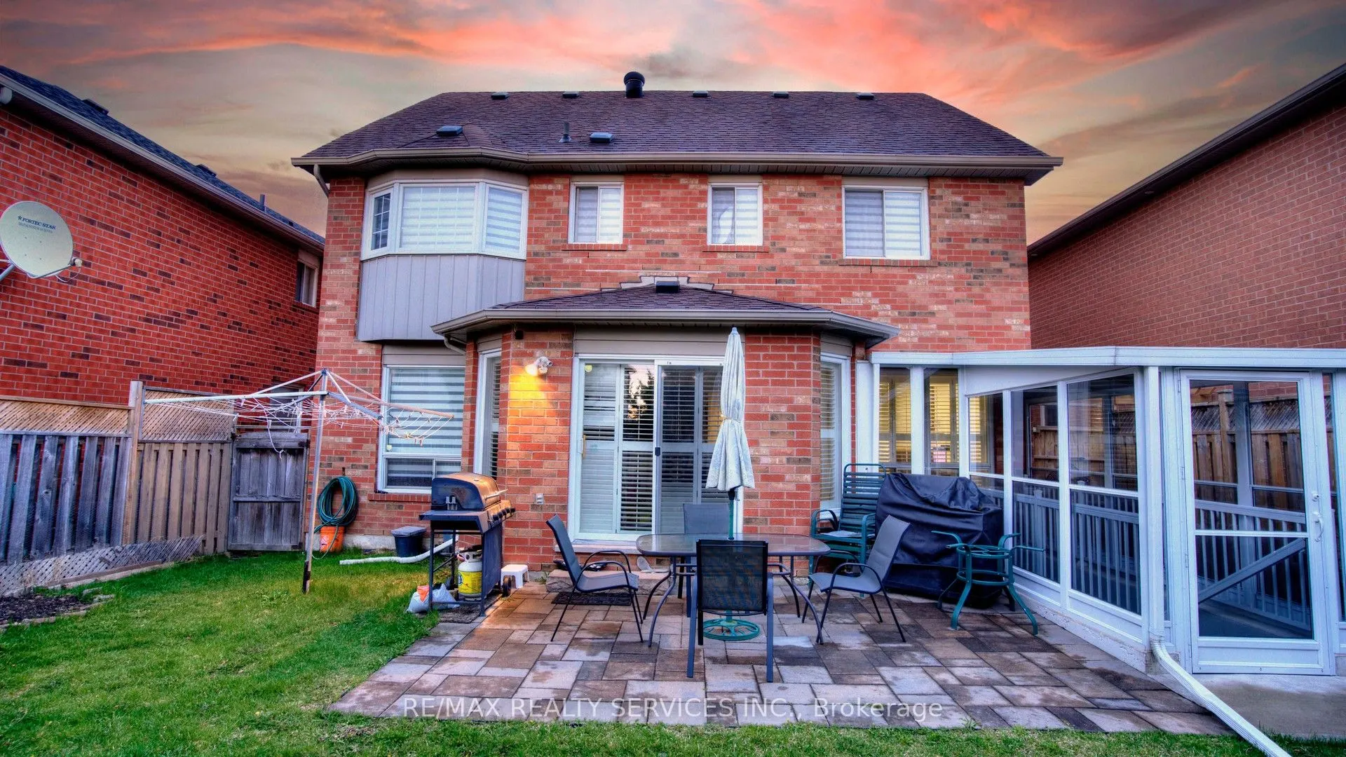 87 Sprucelands Avenue