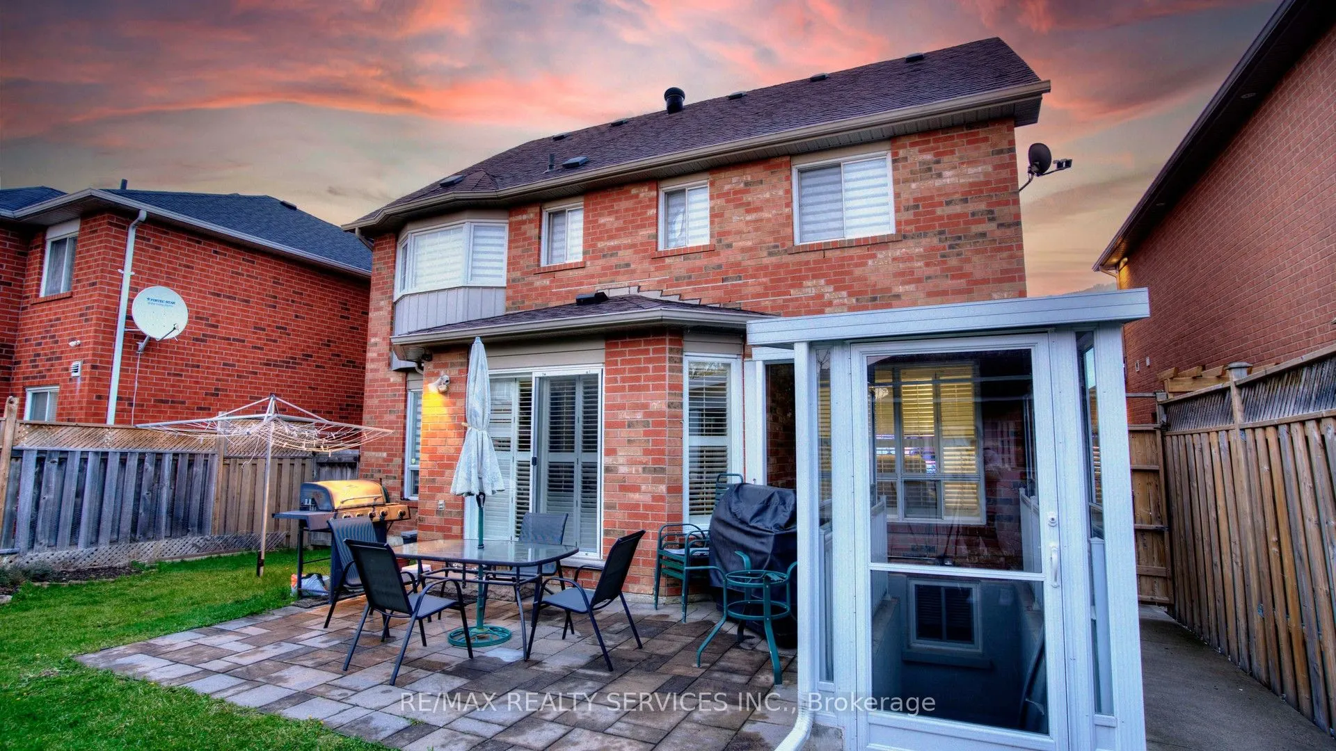 87 Sprucelands Avenue